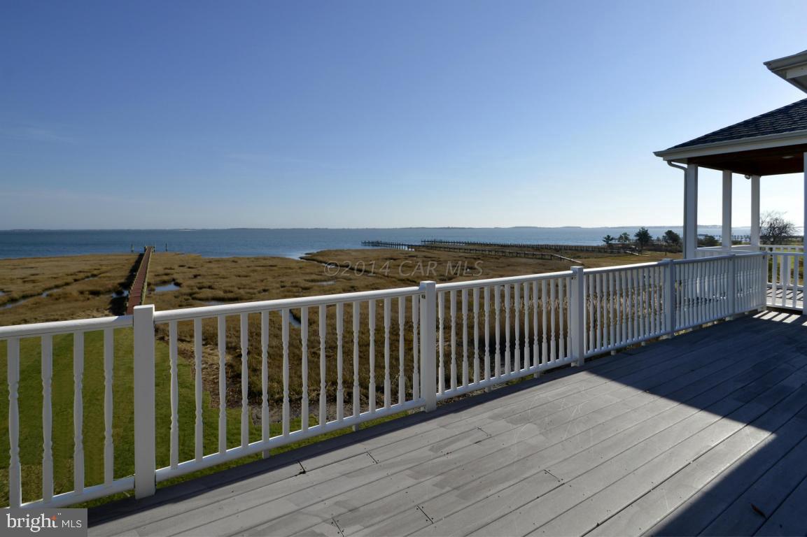 BAY SHORES - Residential