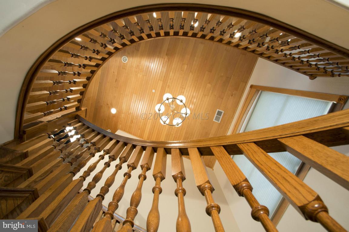 BAY SHORES - Residential