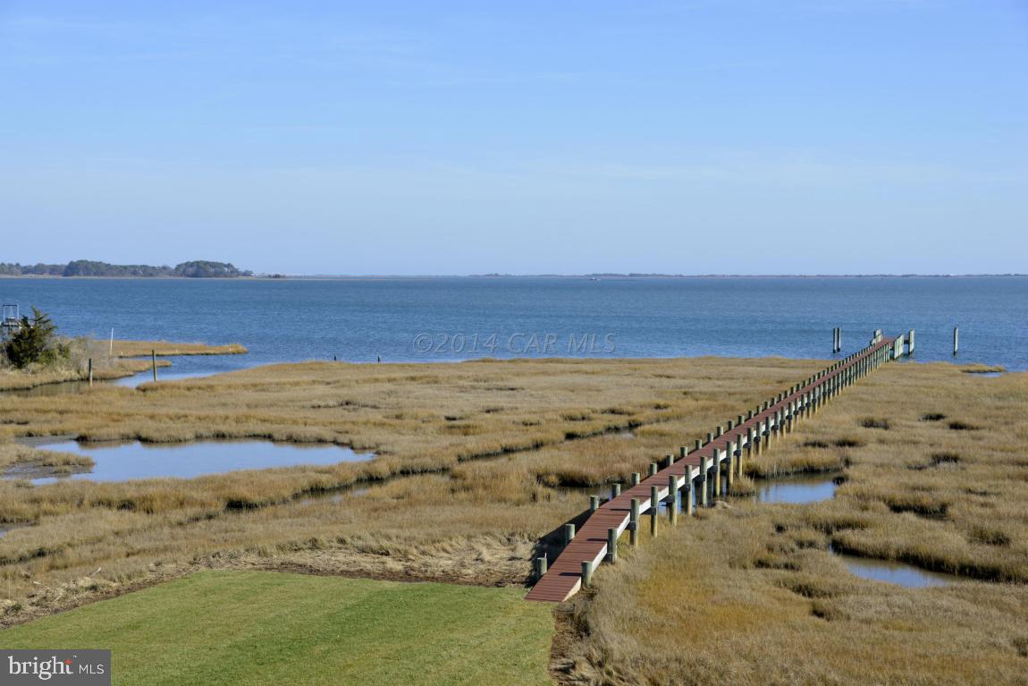 BAY SHORES - Residential