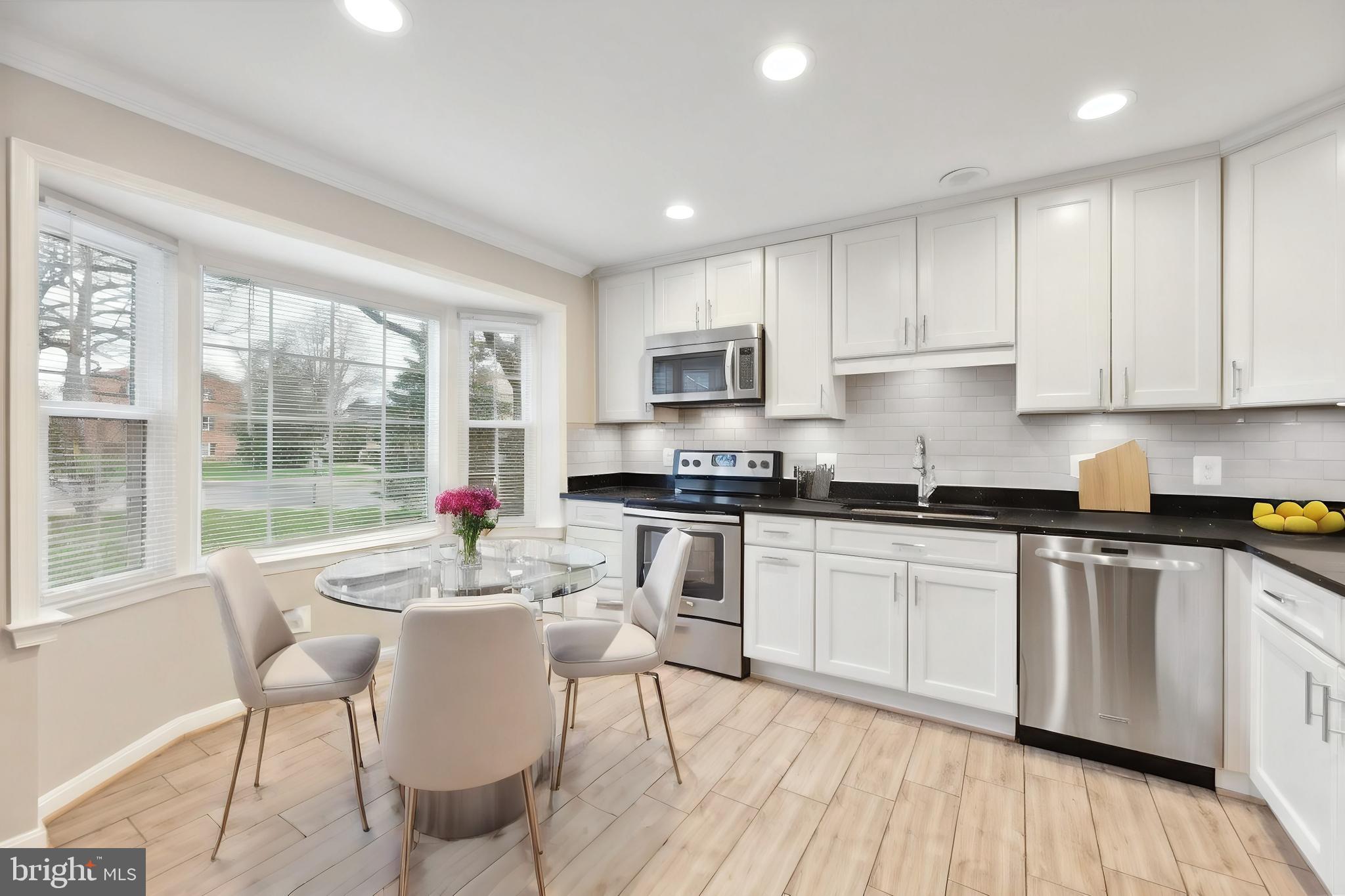 STONEHURST - Residential Lease