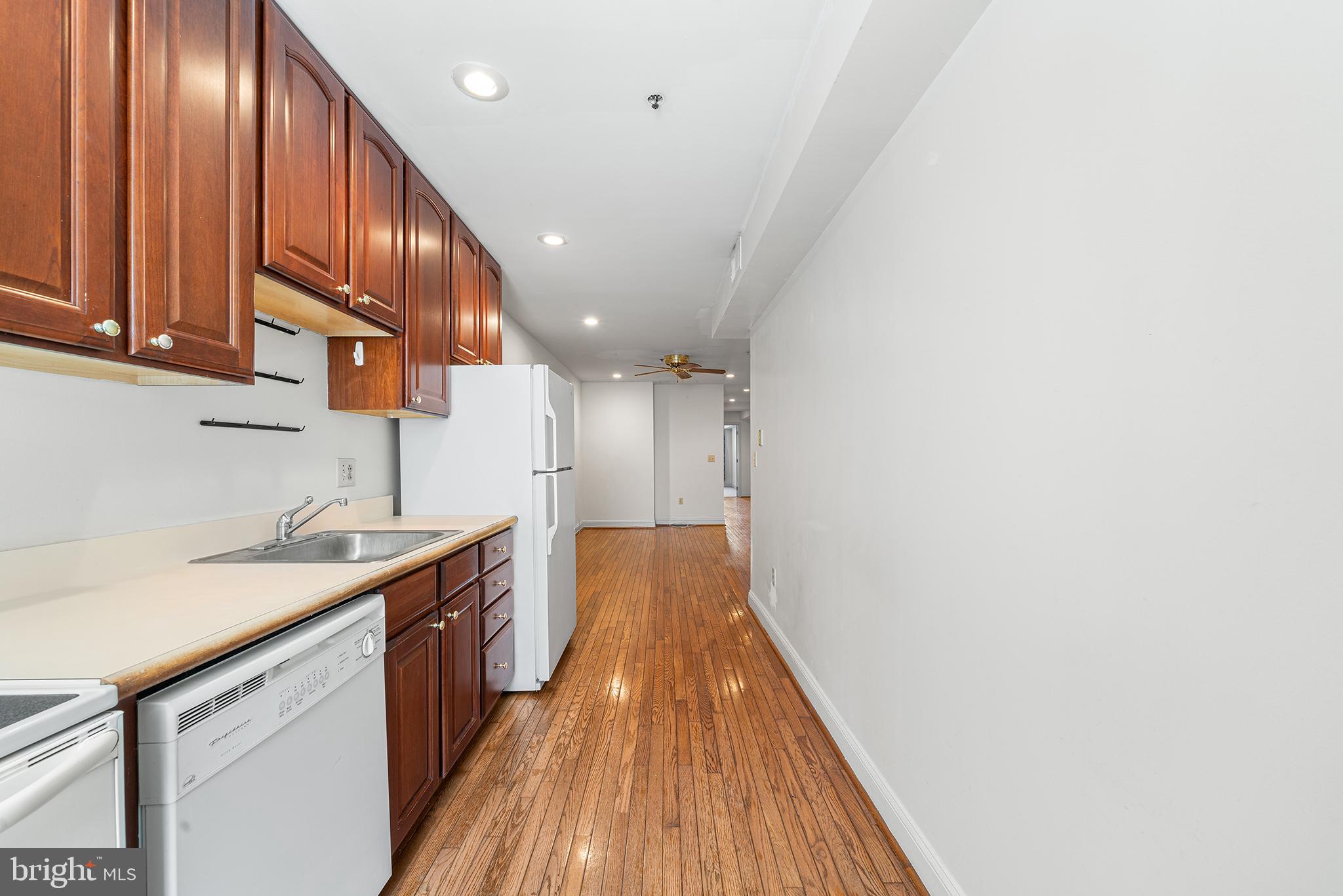 OLD CITY - Residential Lease