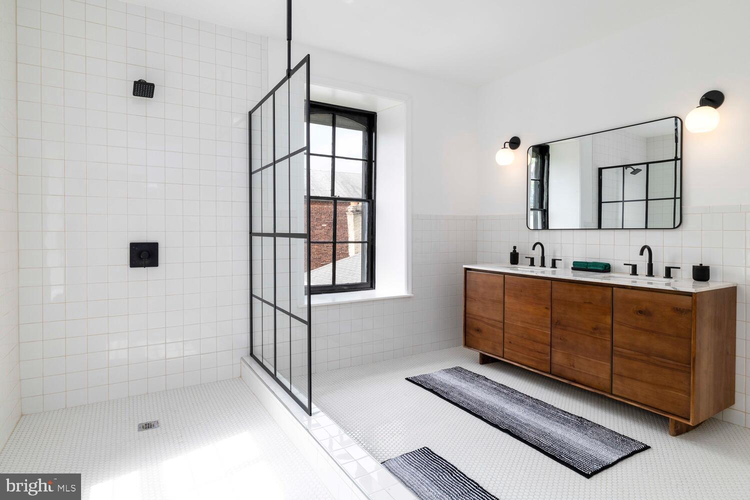 GERMANTOWN - Residential