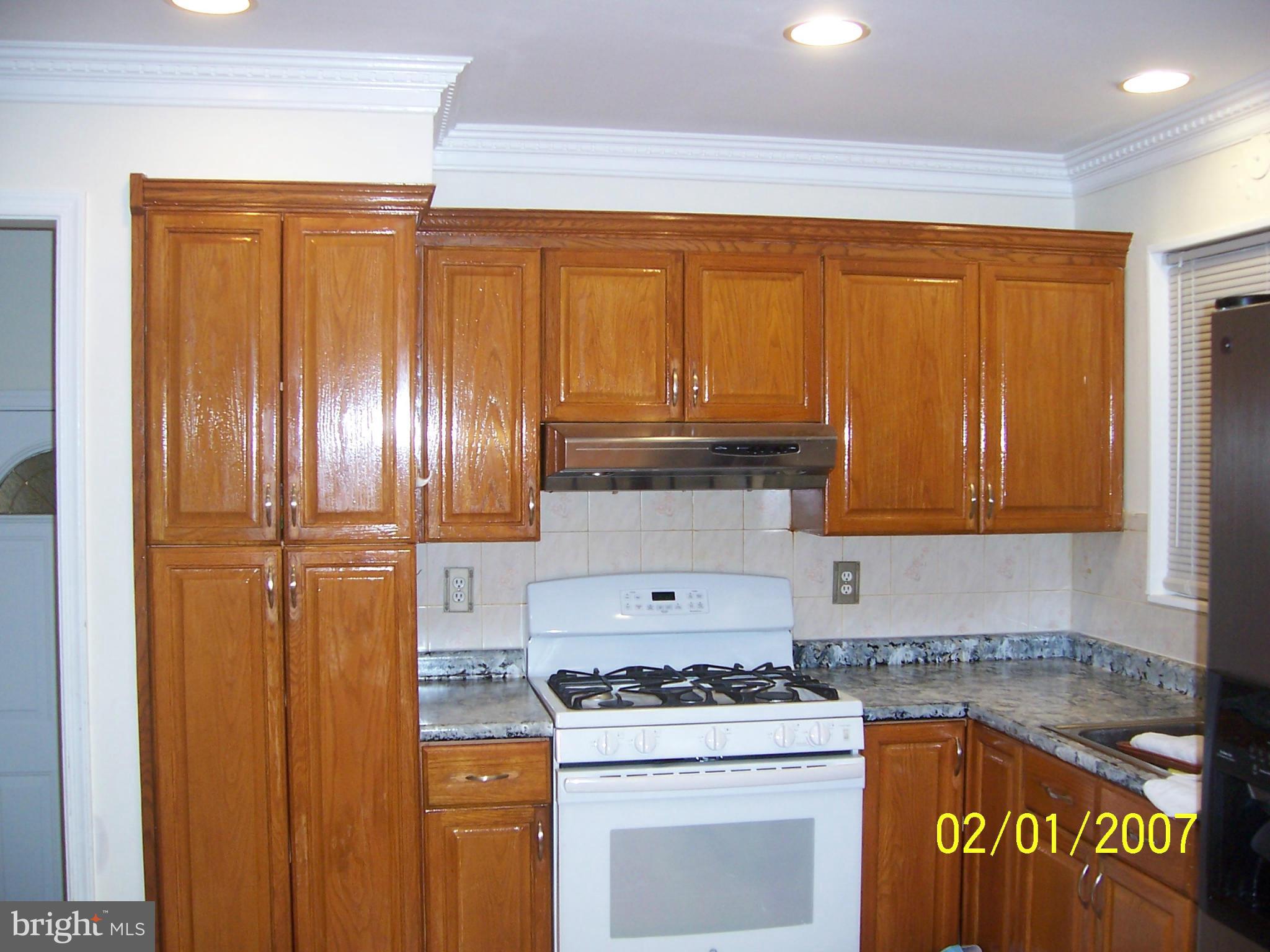 NORTH SPRINGFIELD - Residential