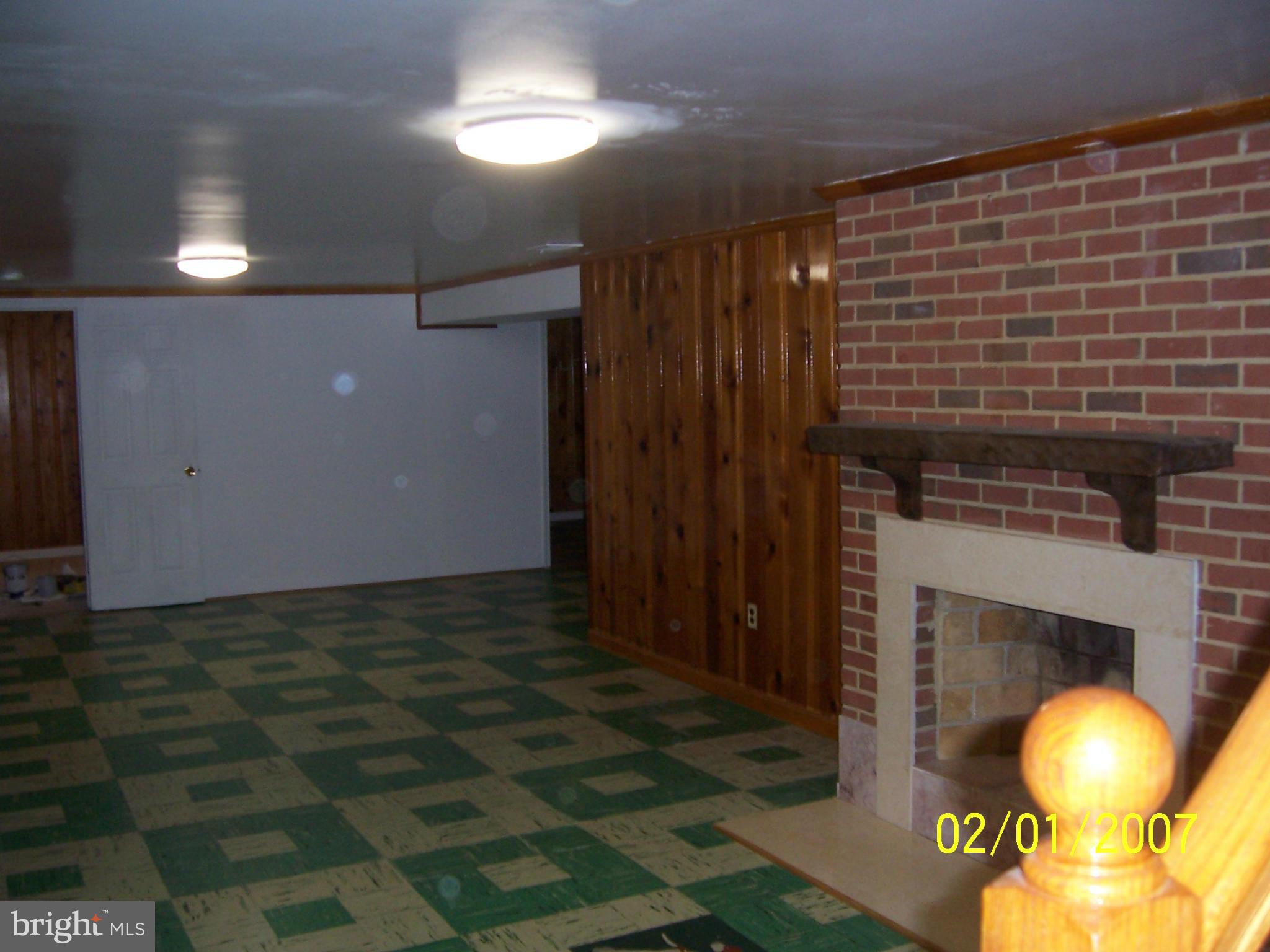 NORTH SPRINGFIELD - Residential