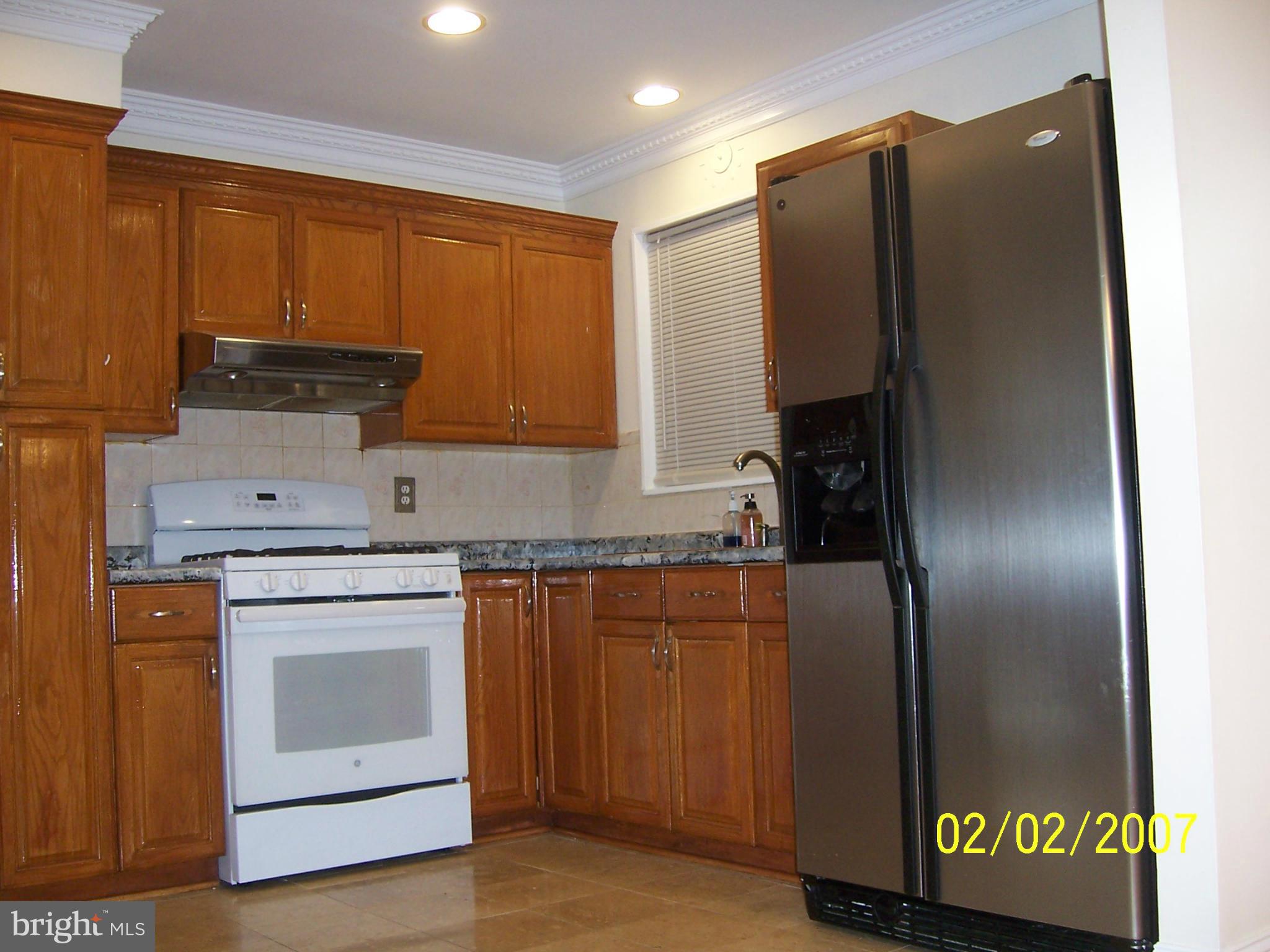 NORTH SPRINGFIELD - Residential