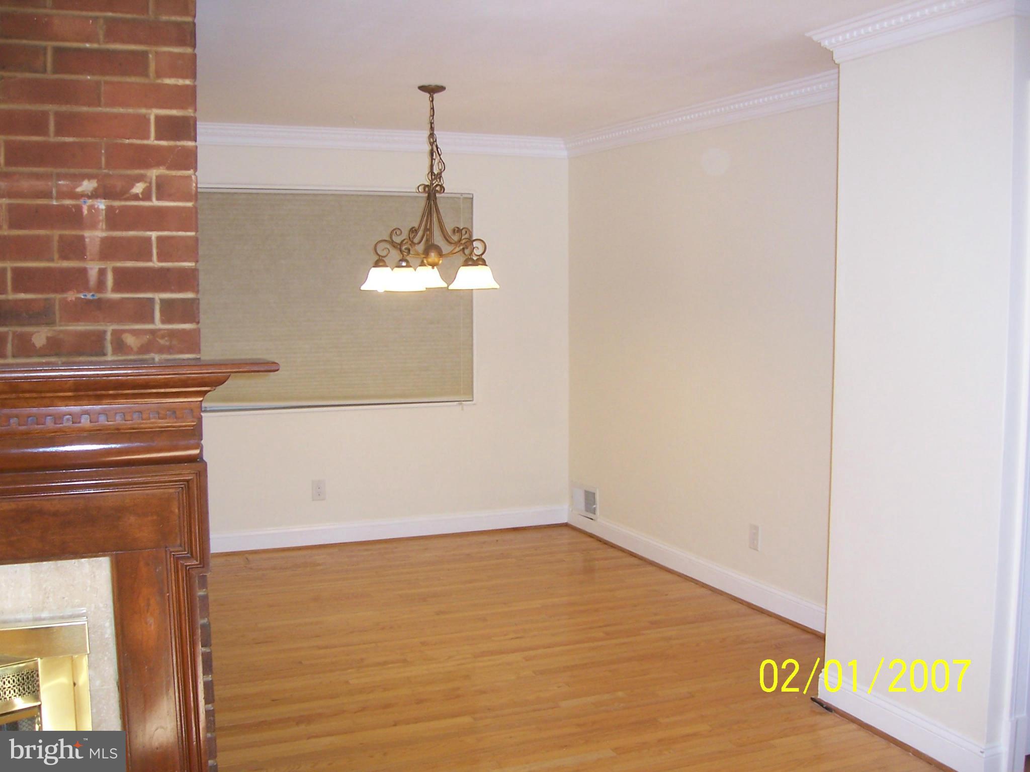 NORTH SPRINGFIELD - Residential