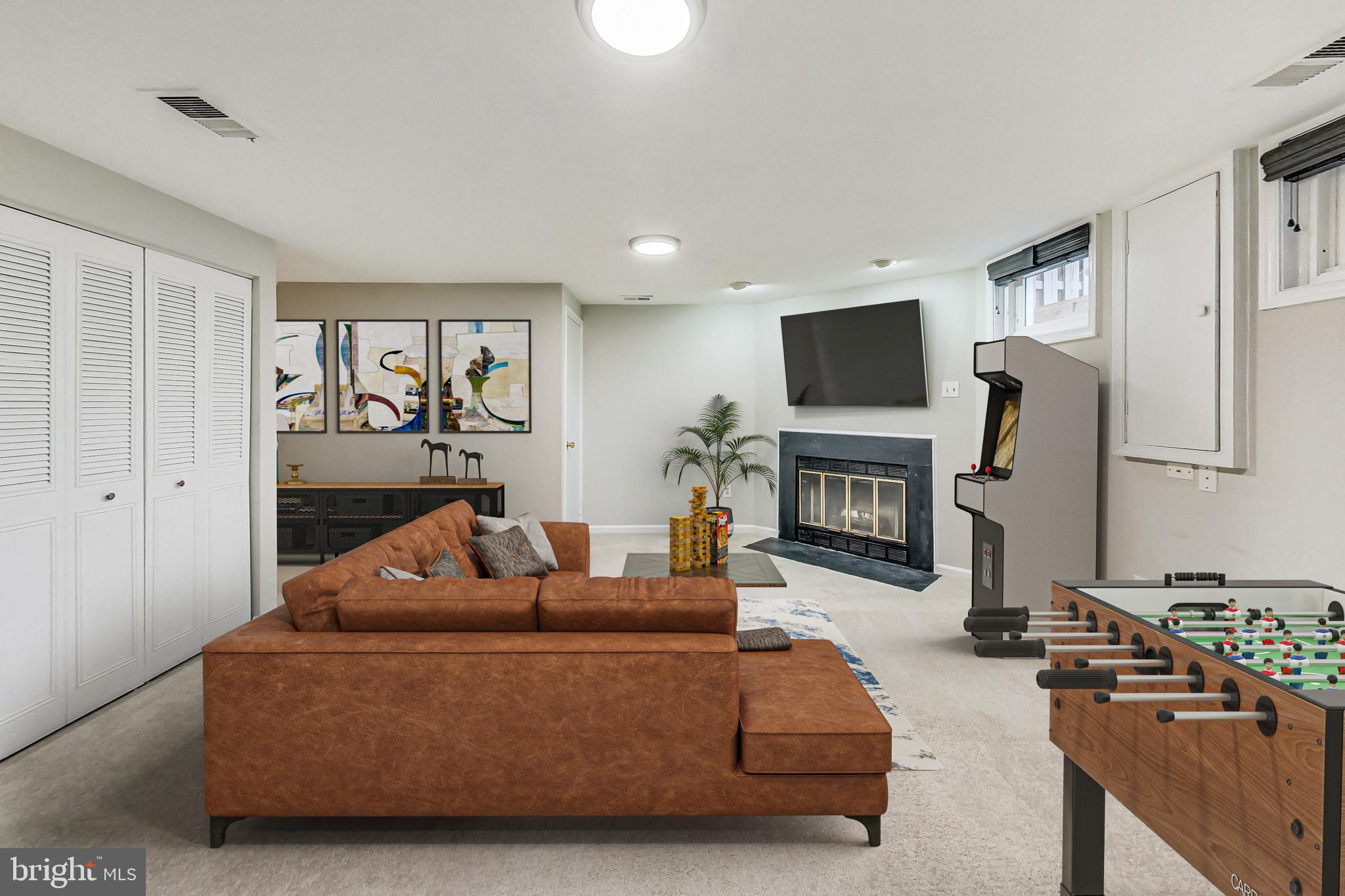 GUNNERS LAKE VILLAGE - Residential