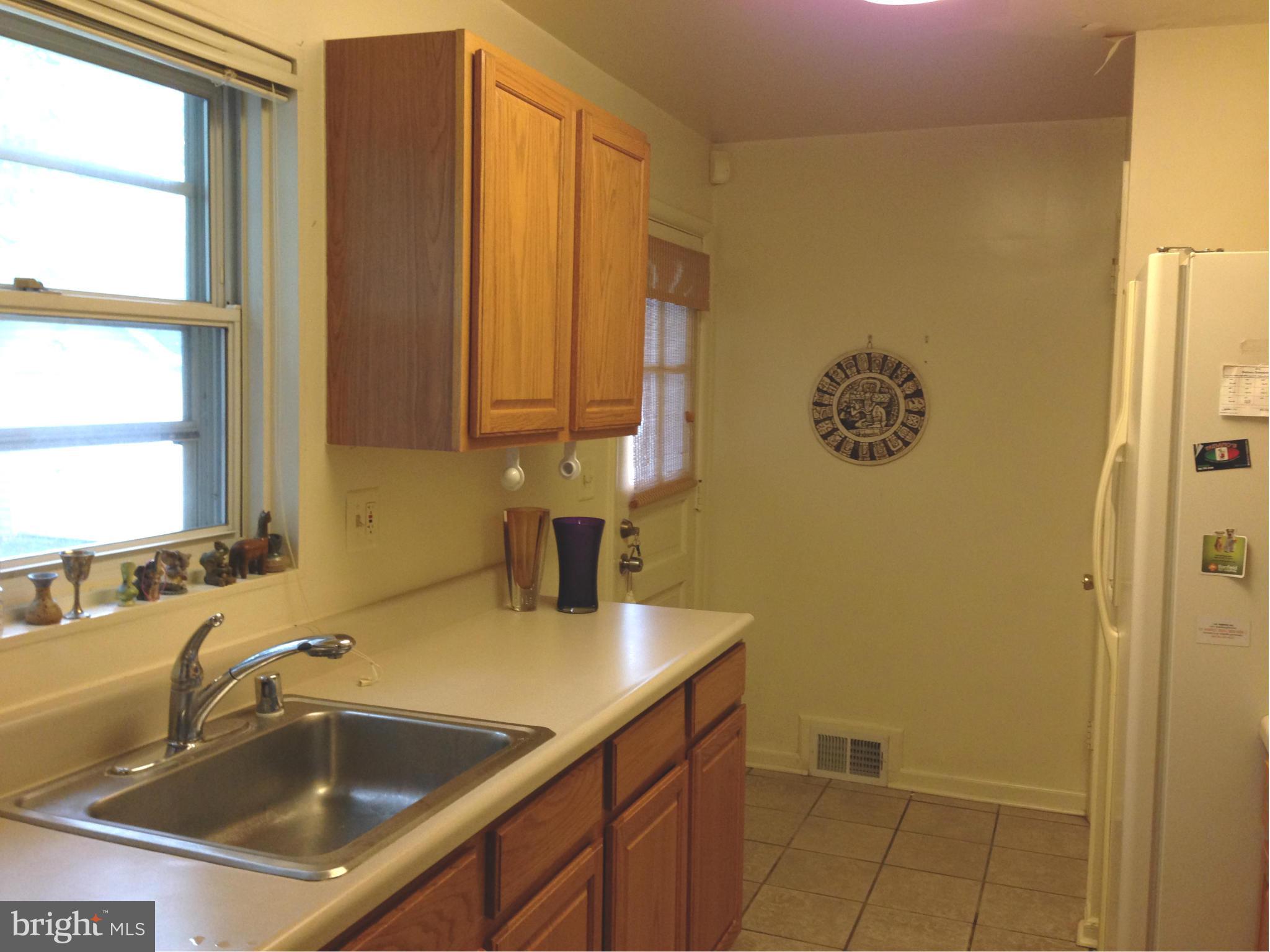 BROYHILL PARK - Residential