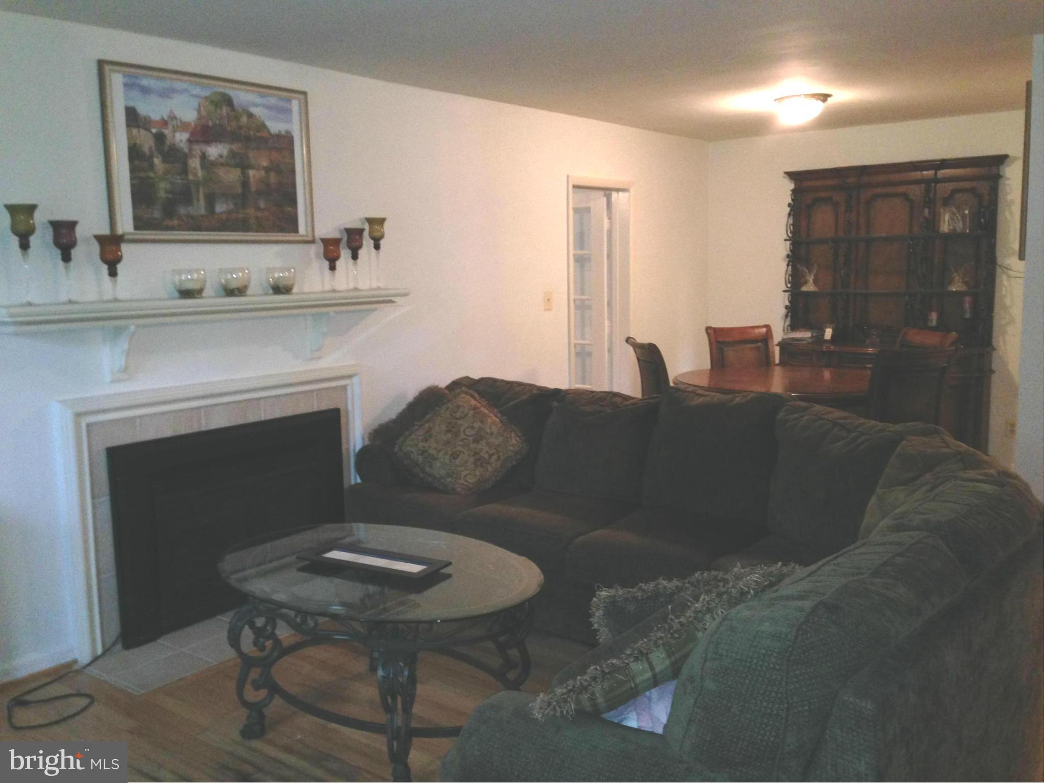 BROYHILL PARK - Residential