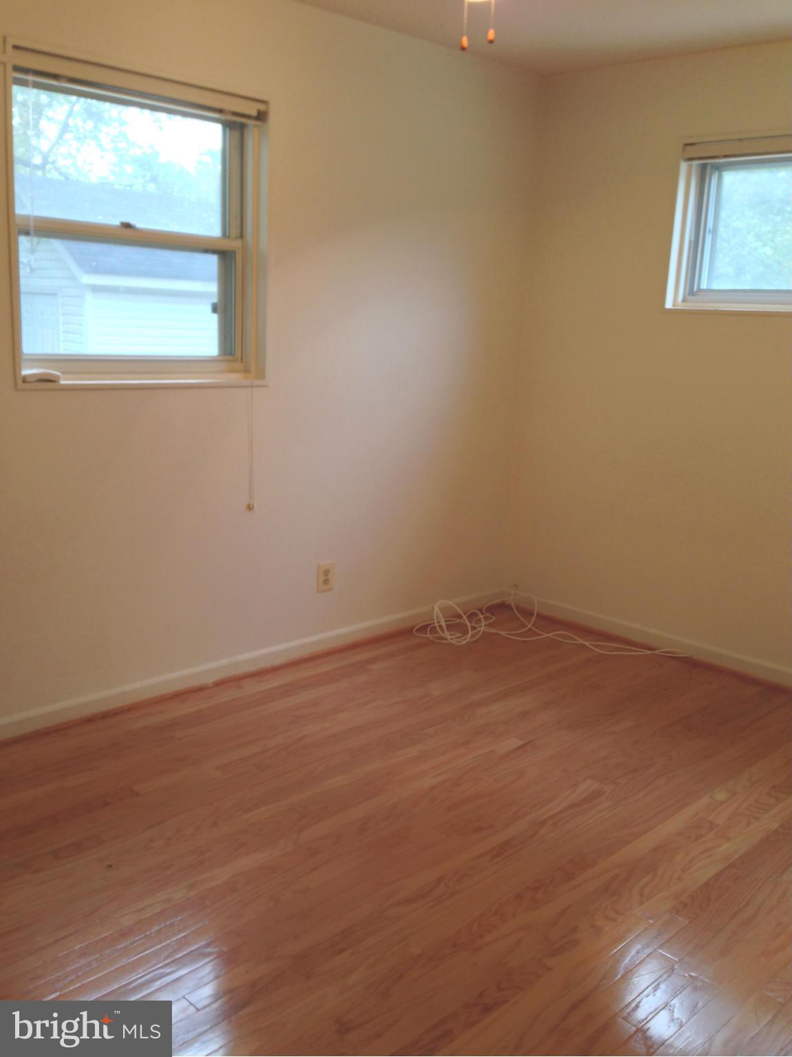 BROYHILL PARK - Residential