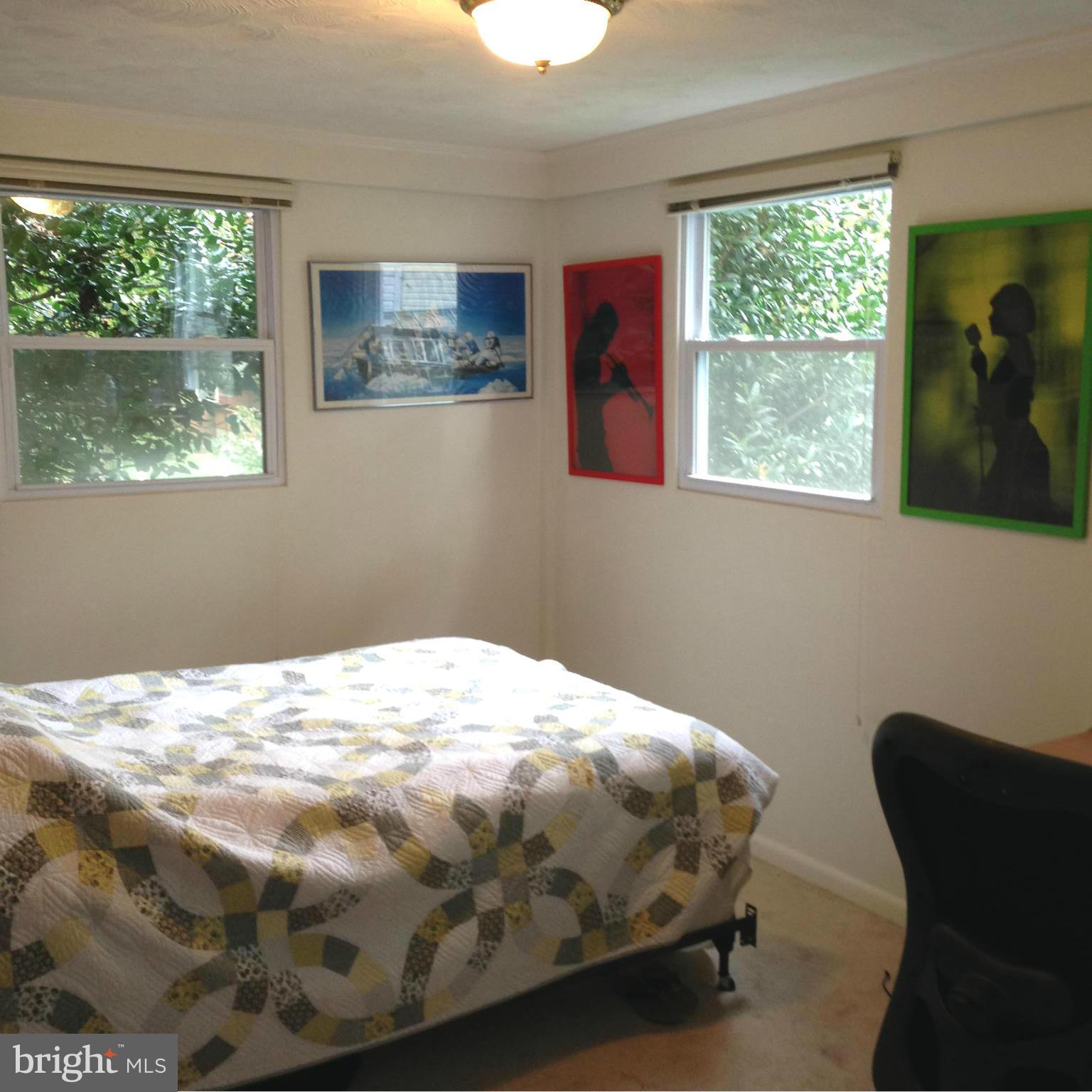 BROYHILL PARK - Residential