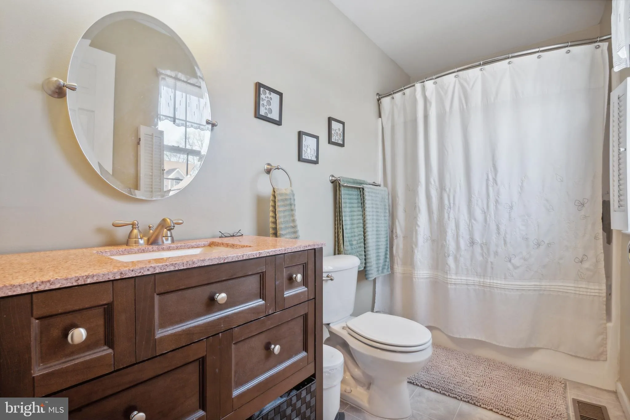 Millville, New Jersey 08332, United States, 3 Bedrooms Bedrooms, ,3 BathroomsBathrooms,Residential,Active,95418