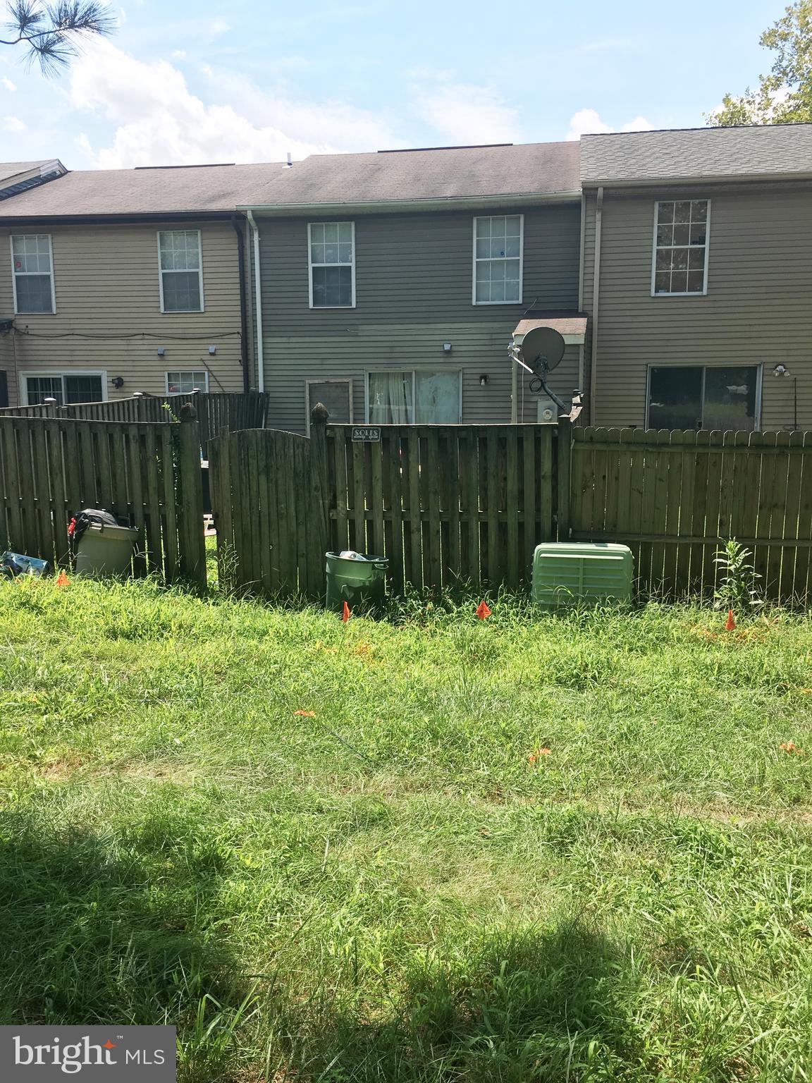 CLINTON PLAZA TOWNHOUSES - Residential