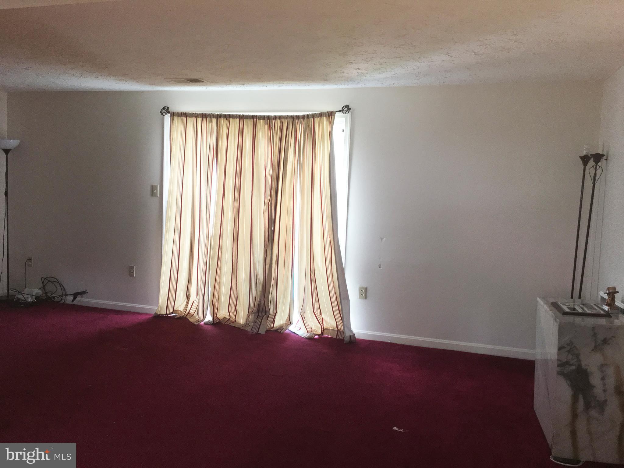 CLINTON PLAZA TOWNHOUSES - Residential