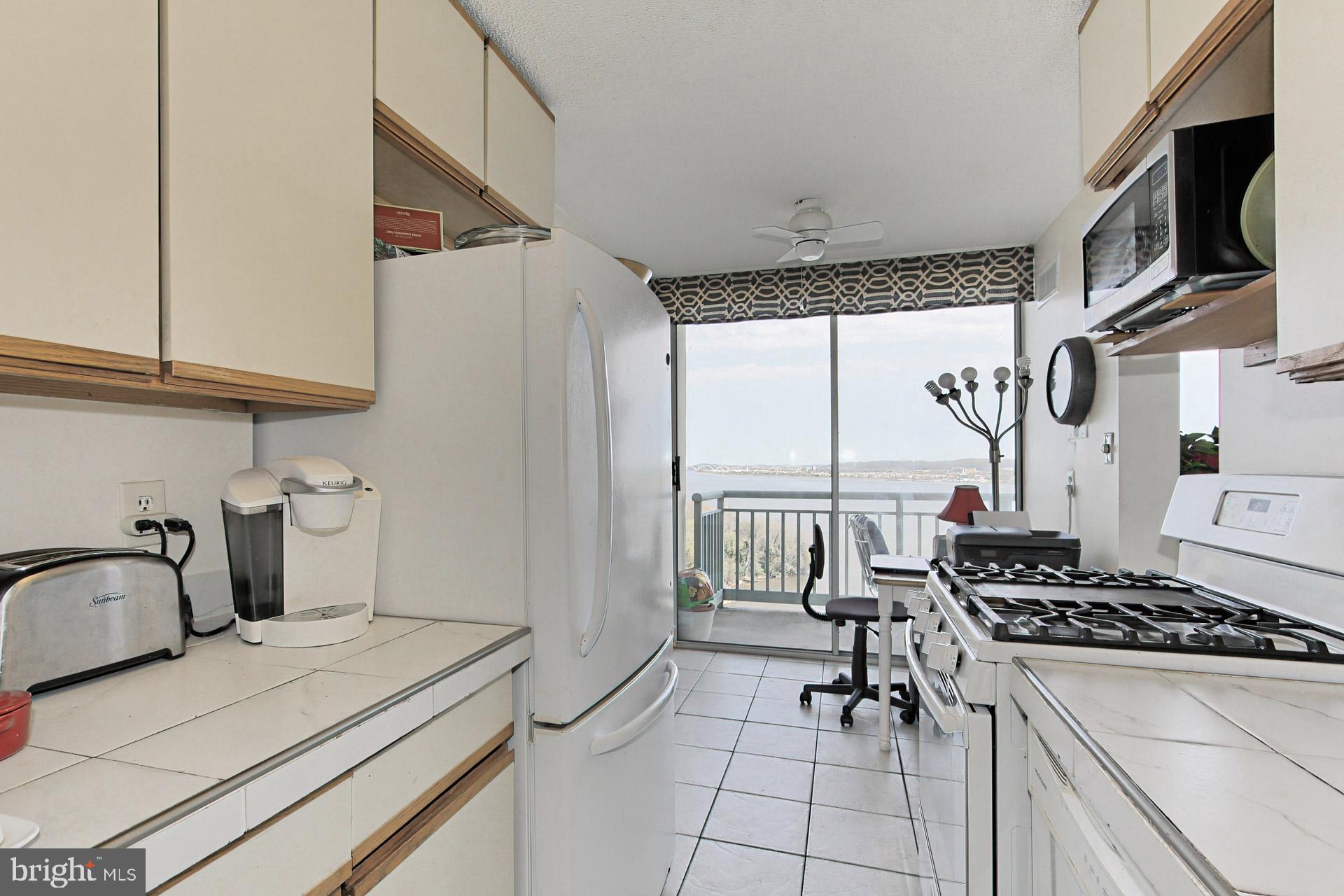 OLD TOWN ALEXANDRIA - Residential