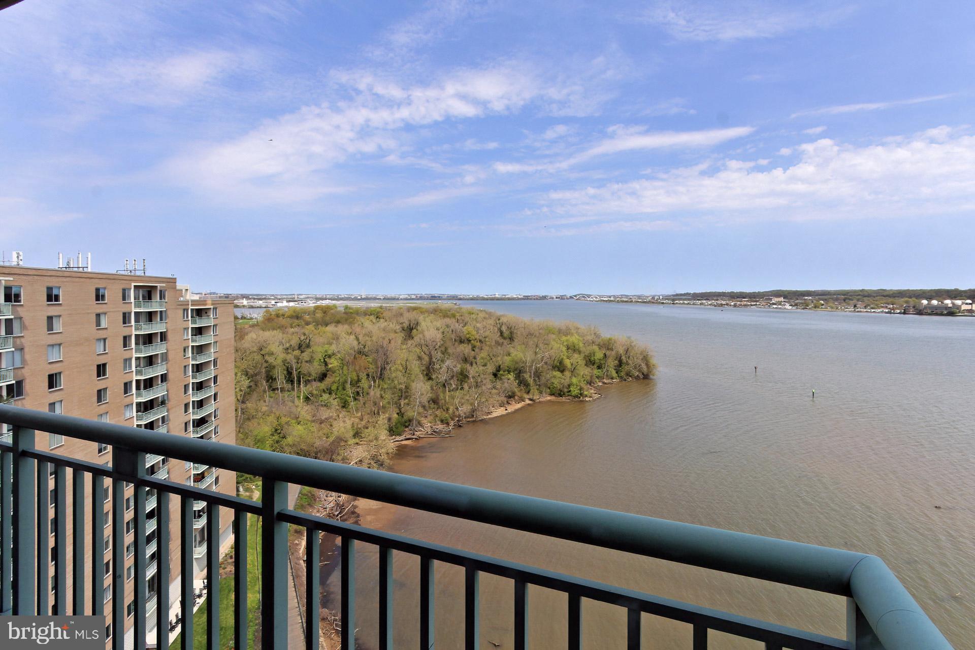 OLD TOWN ALEXANDRIA - Residential