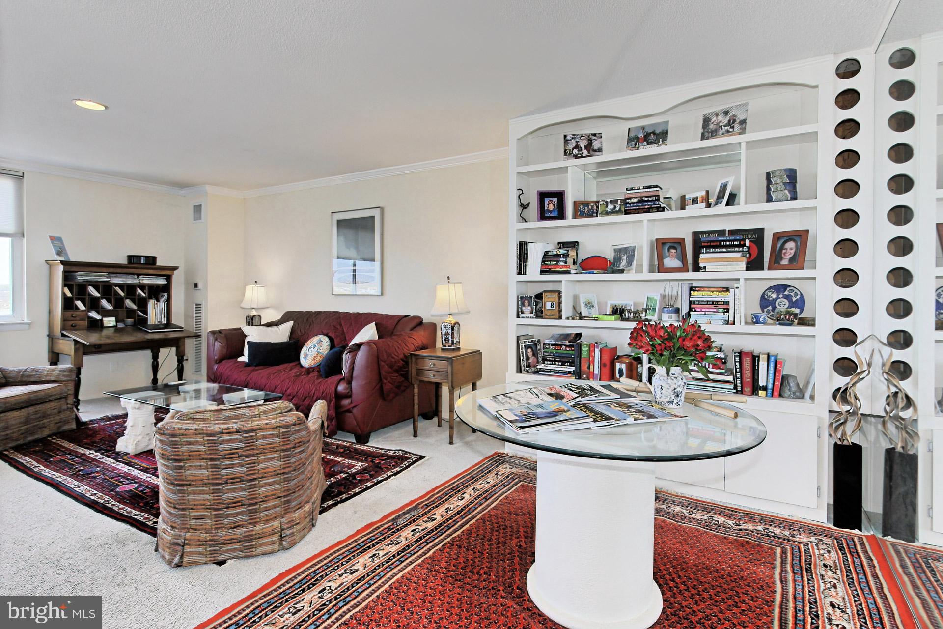 OLD TOWN ALEXANDRIA - Residential