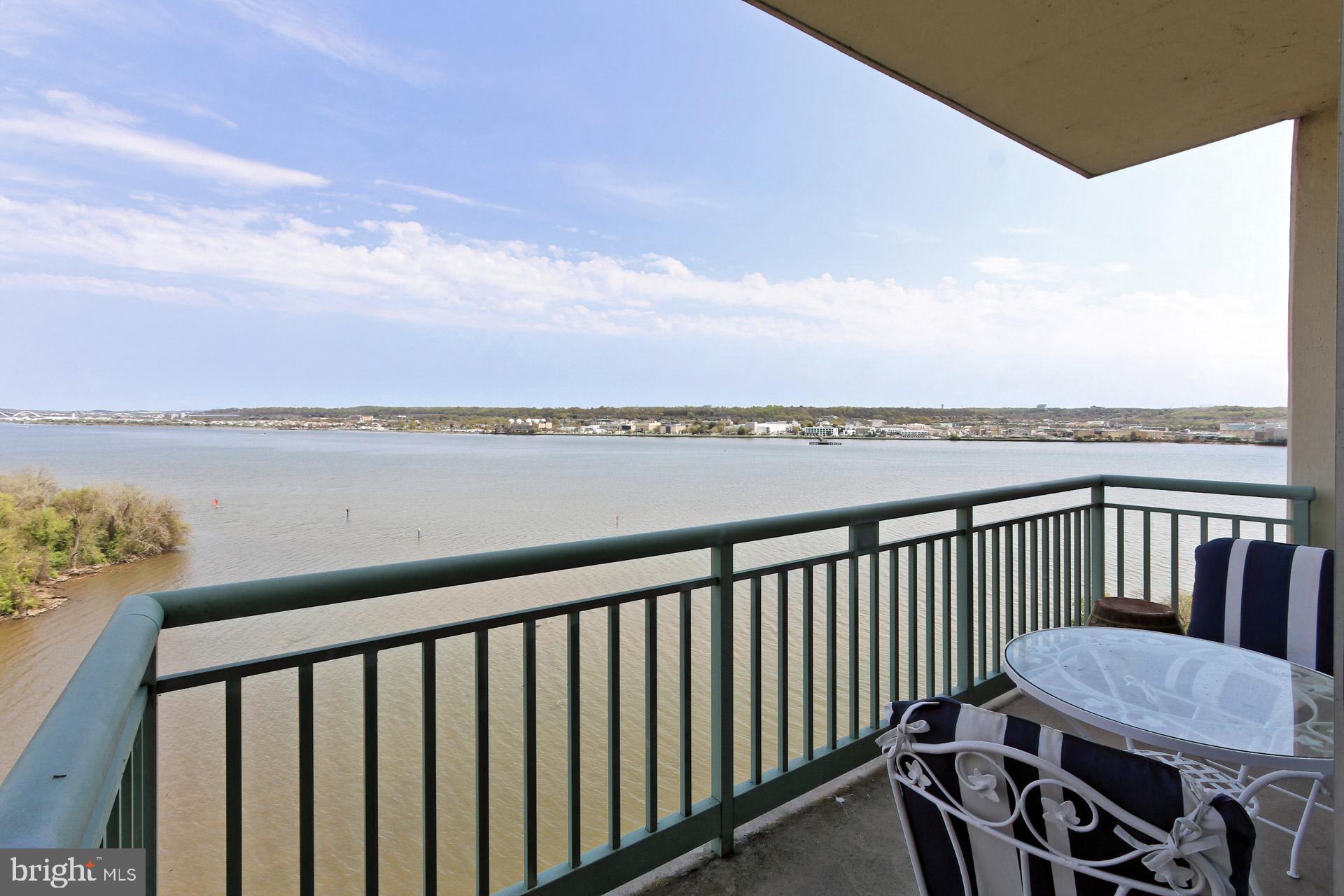 OLD TOWN ALEXANDRIA - Residential