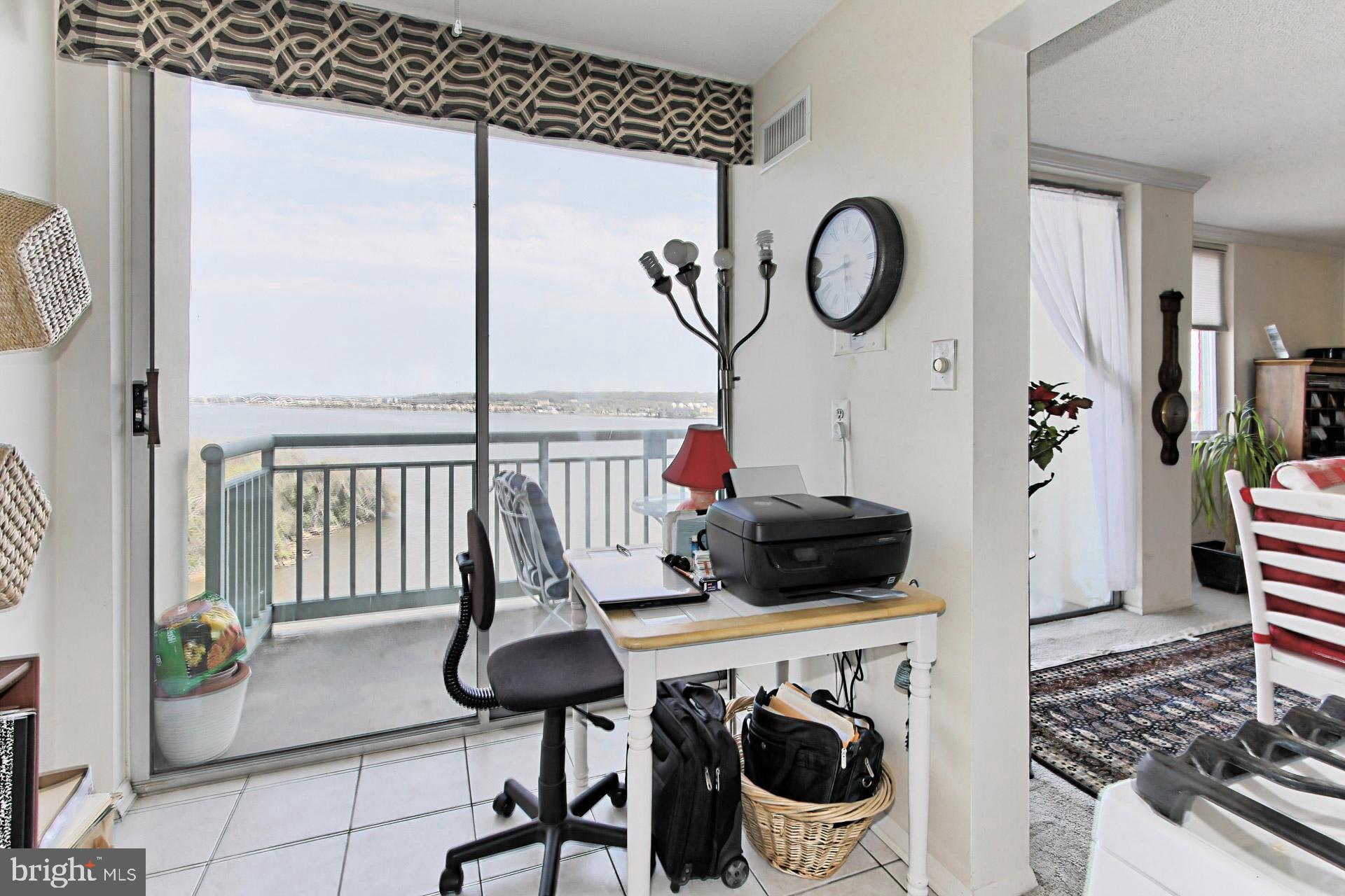 OLD TOWN ALEXANDRIA - Residential