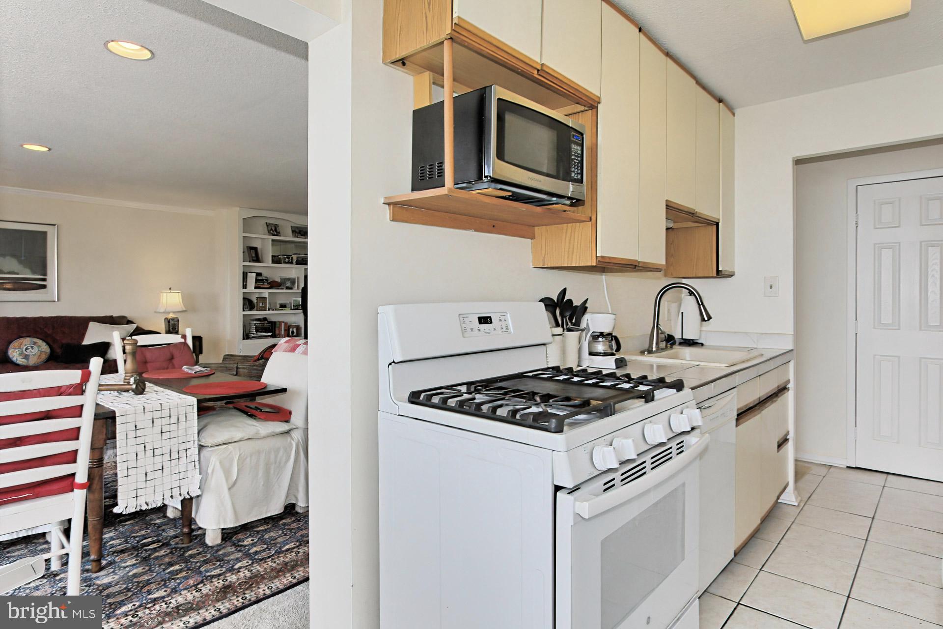 OLD TOWN ALEXANDRIA - Residential