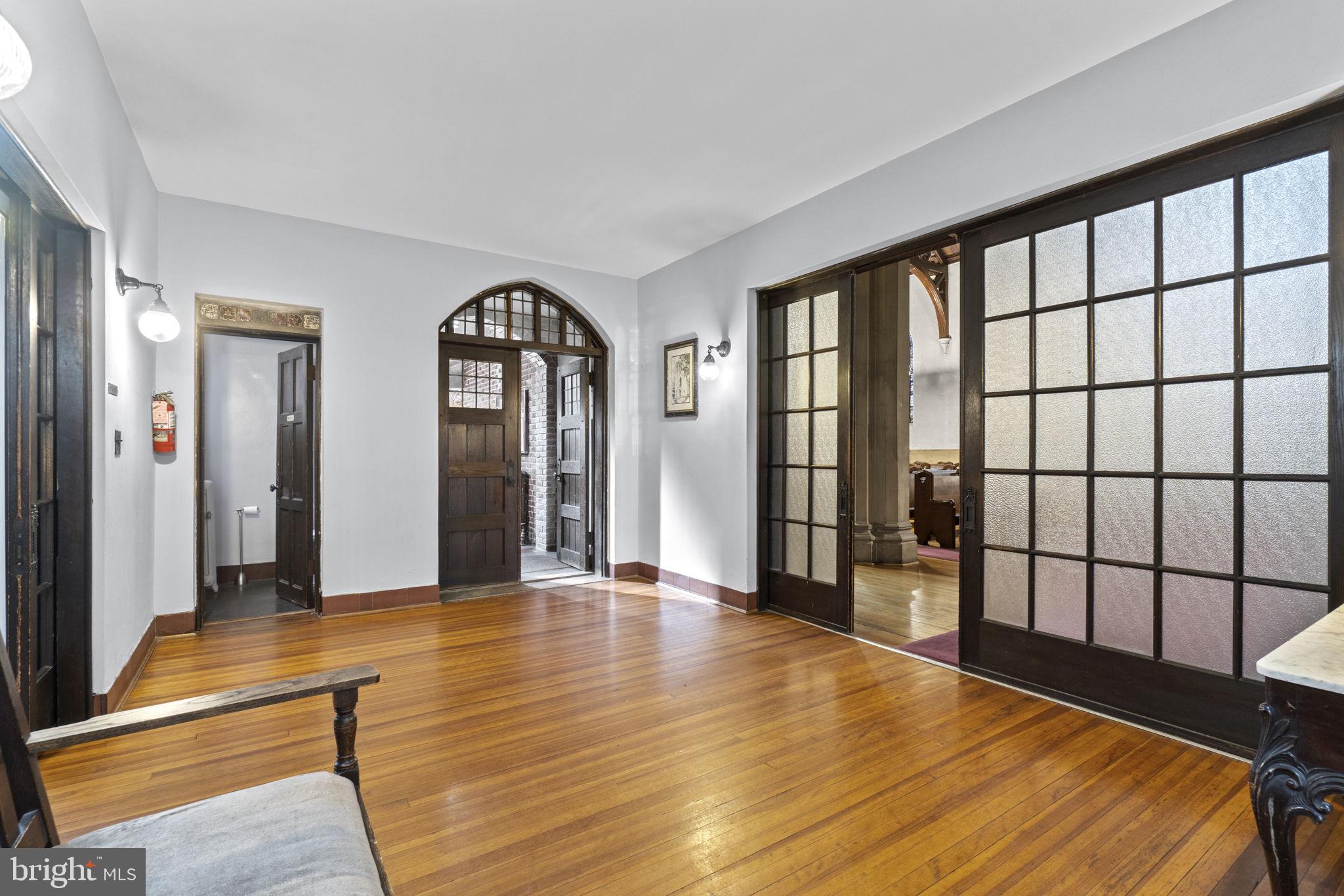 DUPONT CIRCLE - Residential