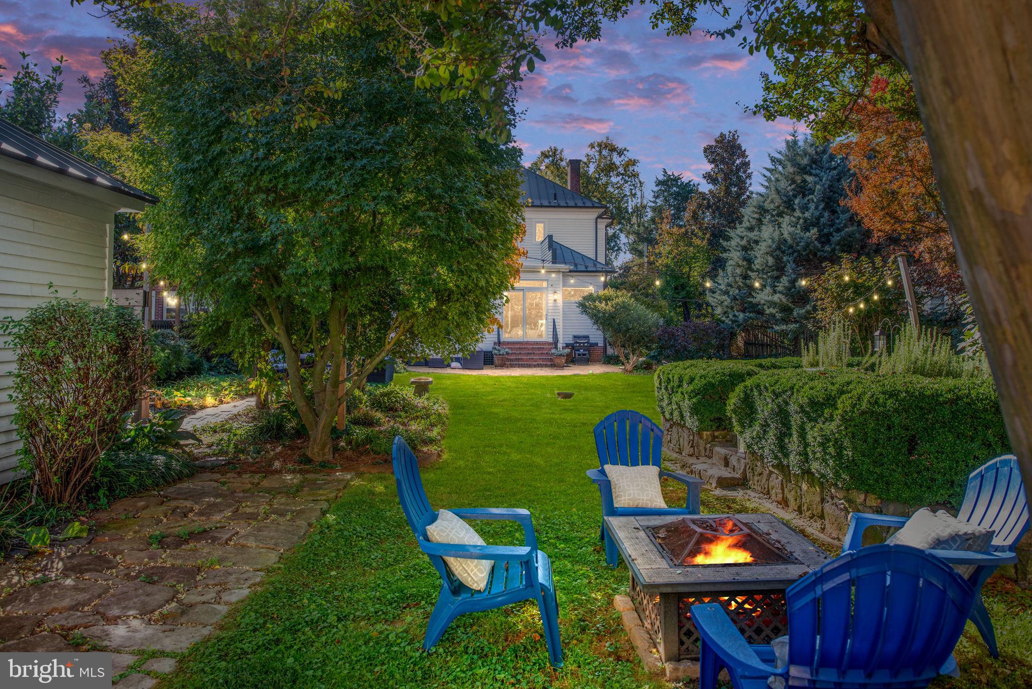 DOWNTOWN FREDERICKSBURG - Residential