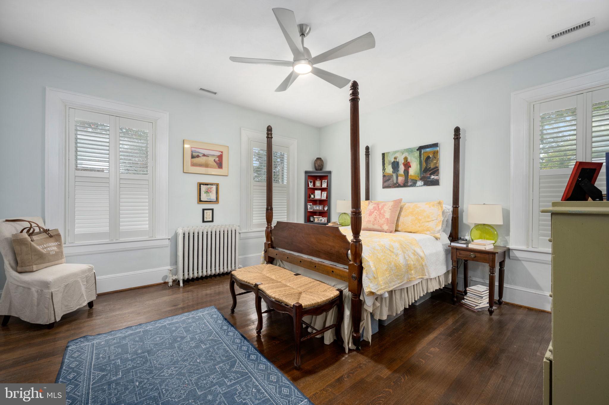 DOWNTOWN FREDERICKSBURG - Residential