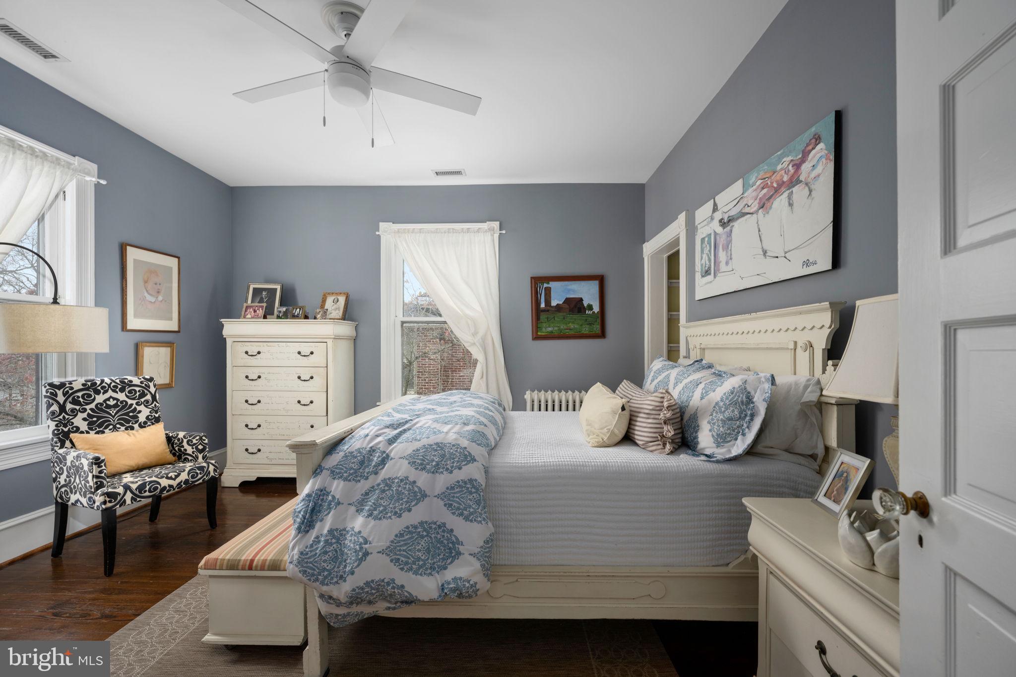 DOWNTOWN FREDERICKSBURG - Residential