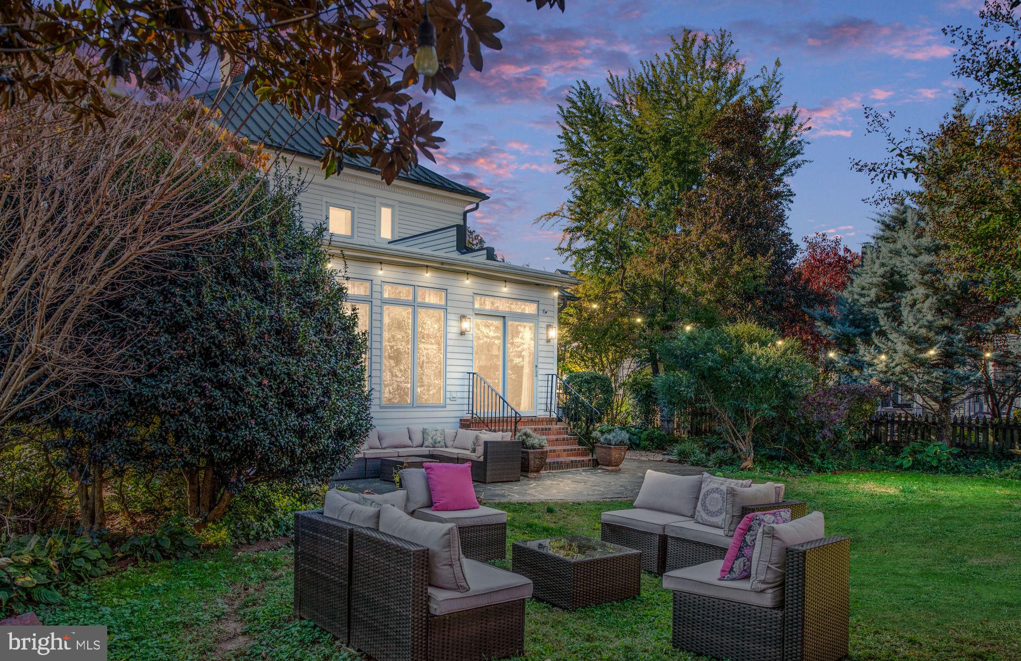 DOWNTOWN FREDERICKSBURG - Residential