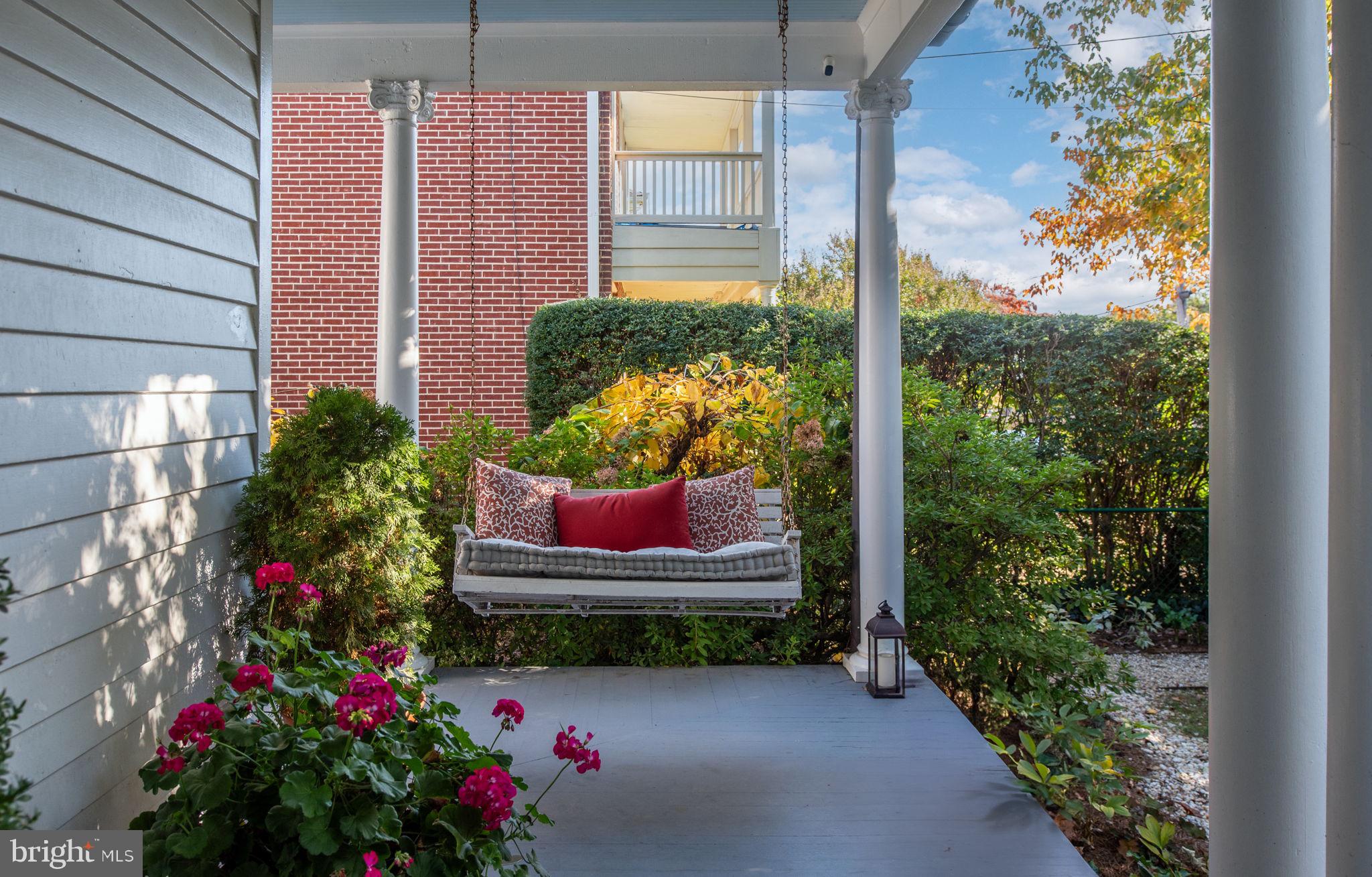 DOWNTOWN FREDERICKSBURG - Residential