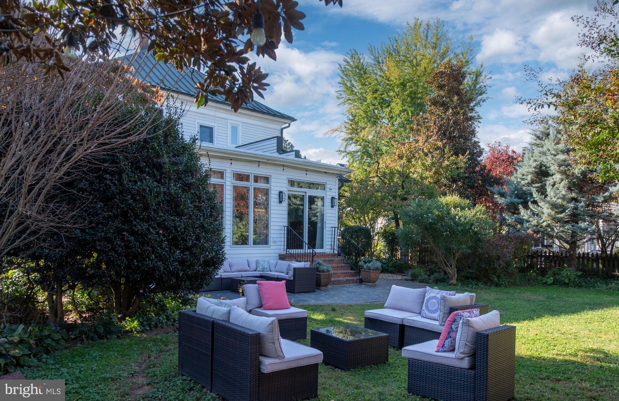 DOWNTOWN FREDERICKSBURG - Residential