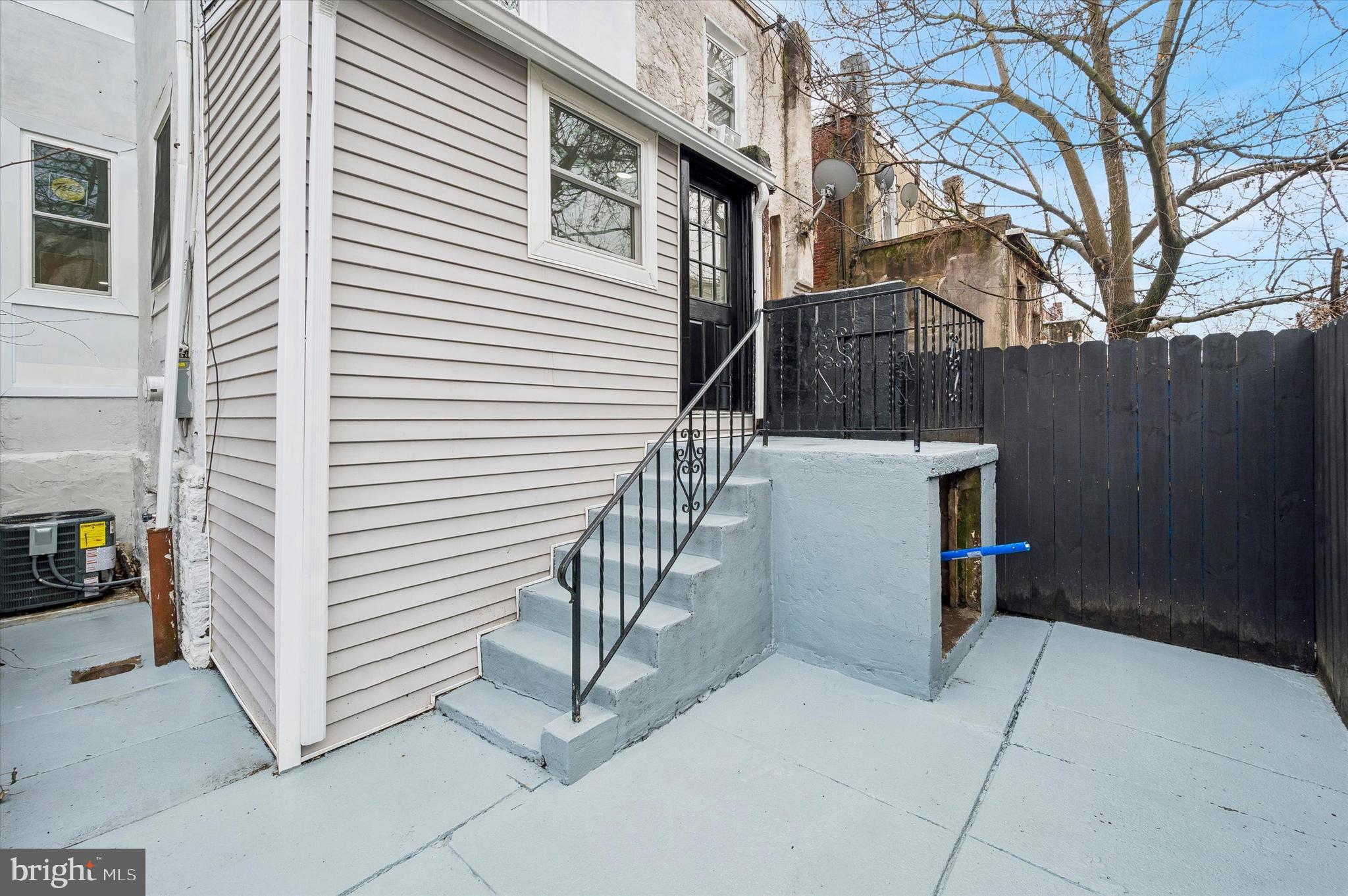 WEST PHILADELPHIA - Residential