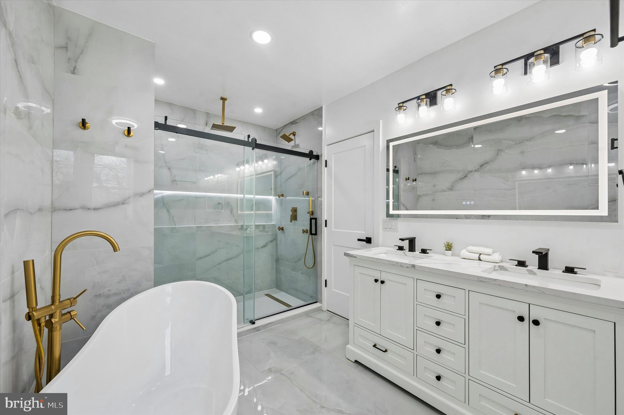 WEST PHILADELPHIA - Residential