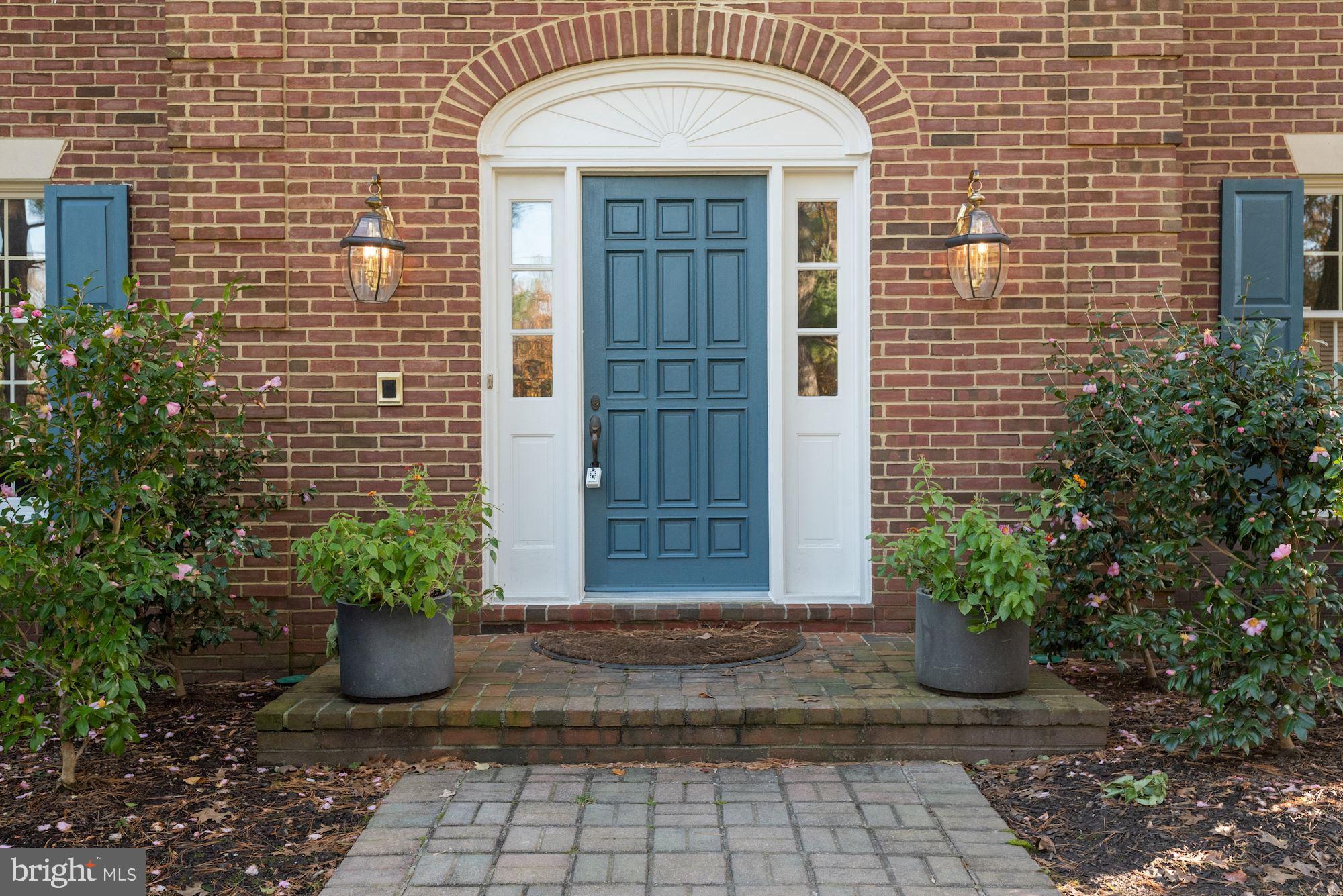 BANNOCKBURN ESTATES - Residential