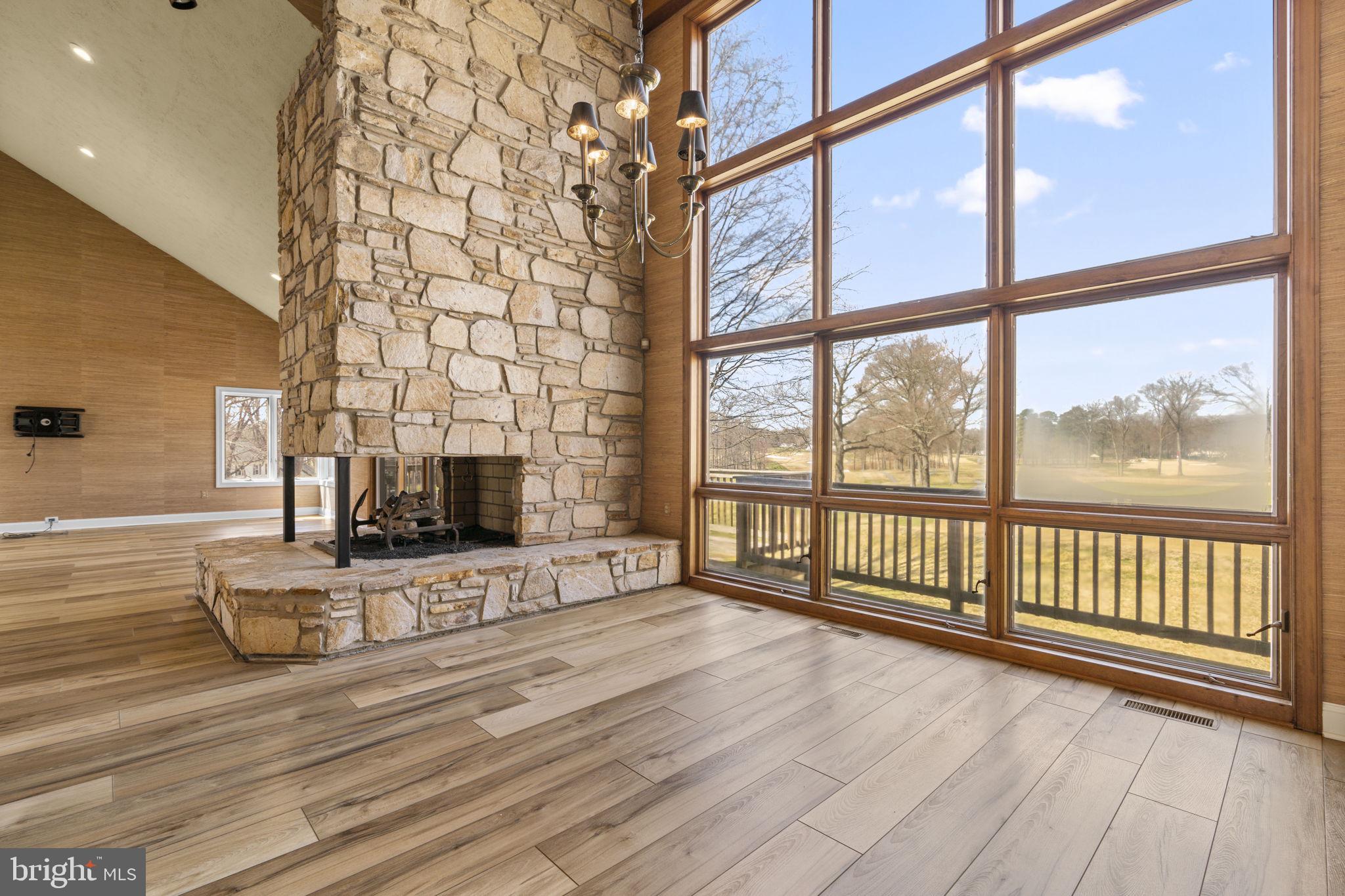 CHARTWELL ON THE SEVERN - Residential