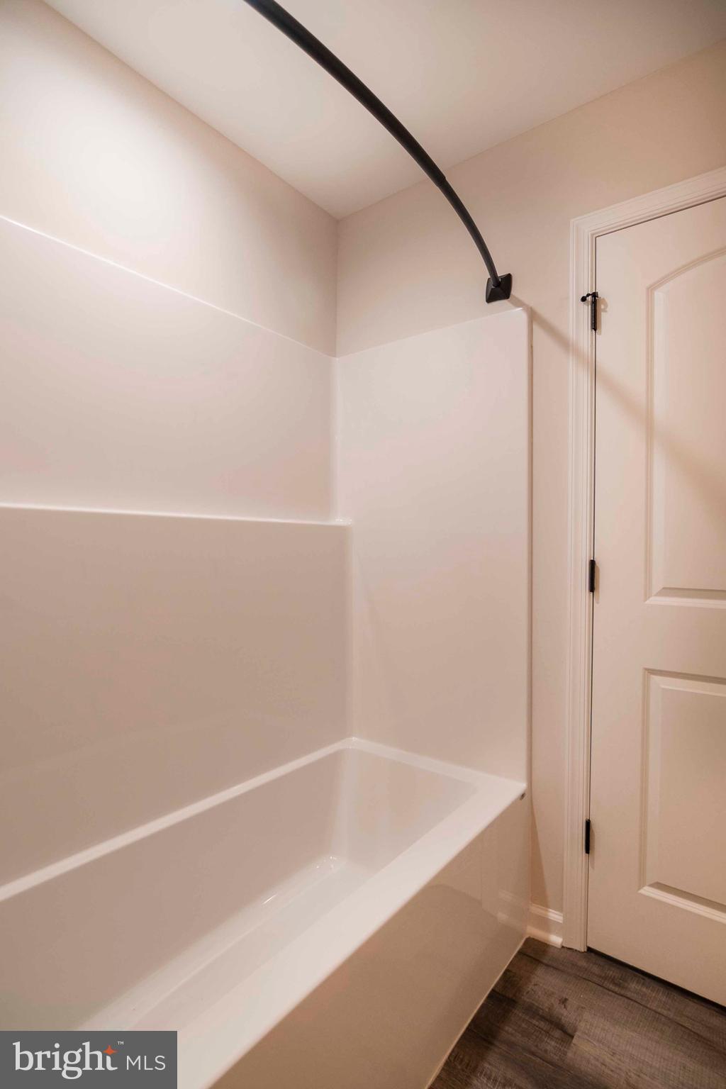 BLUE MOUNTAIN - Residential