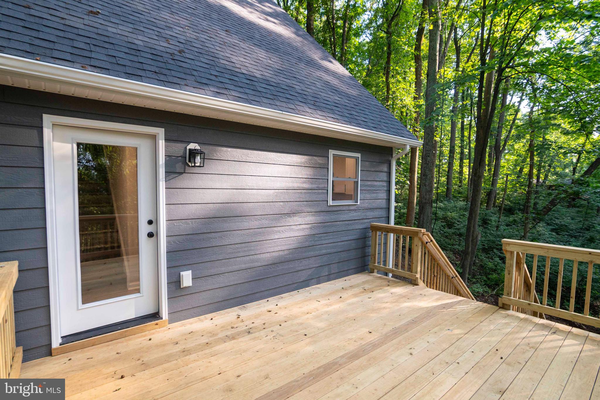 BLUE MOUNTAIN - Residential