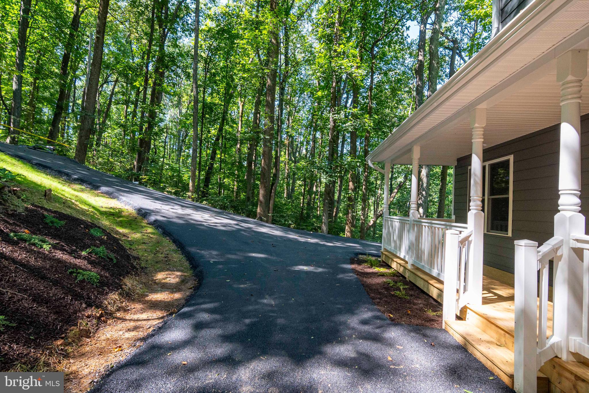 BLUE MOUNTAIN - Residential