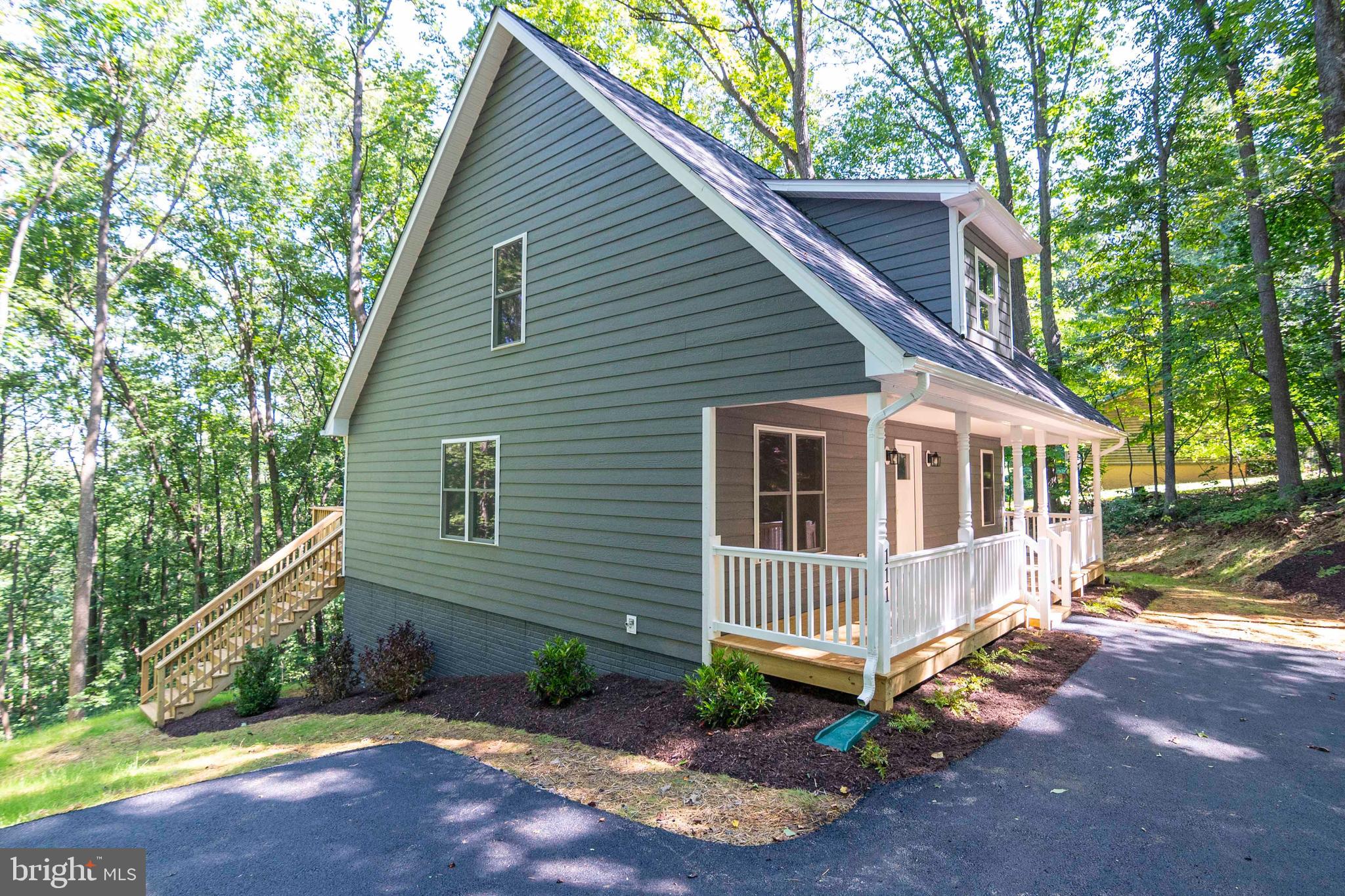 BLUE MOUNTAIN - Residential