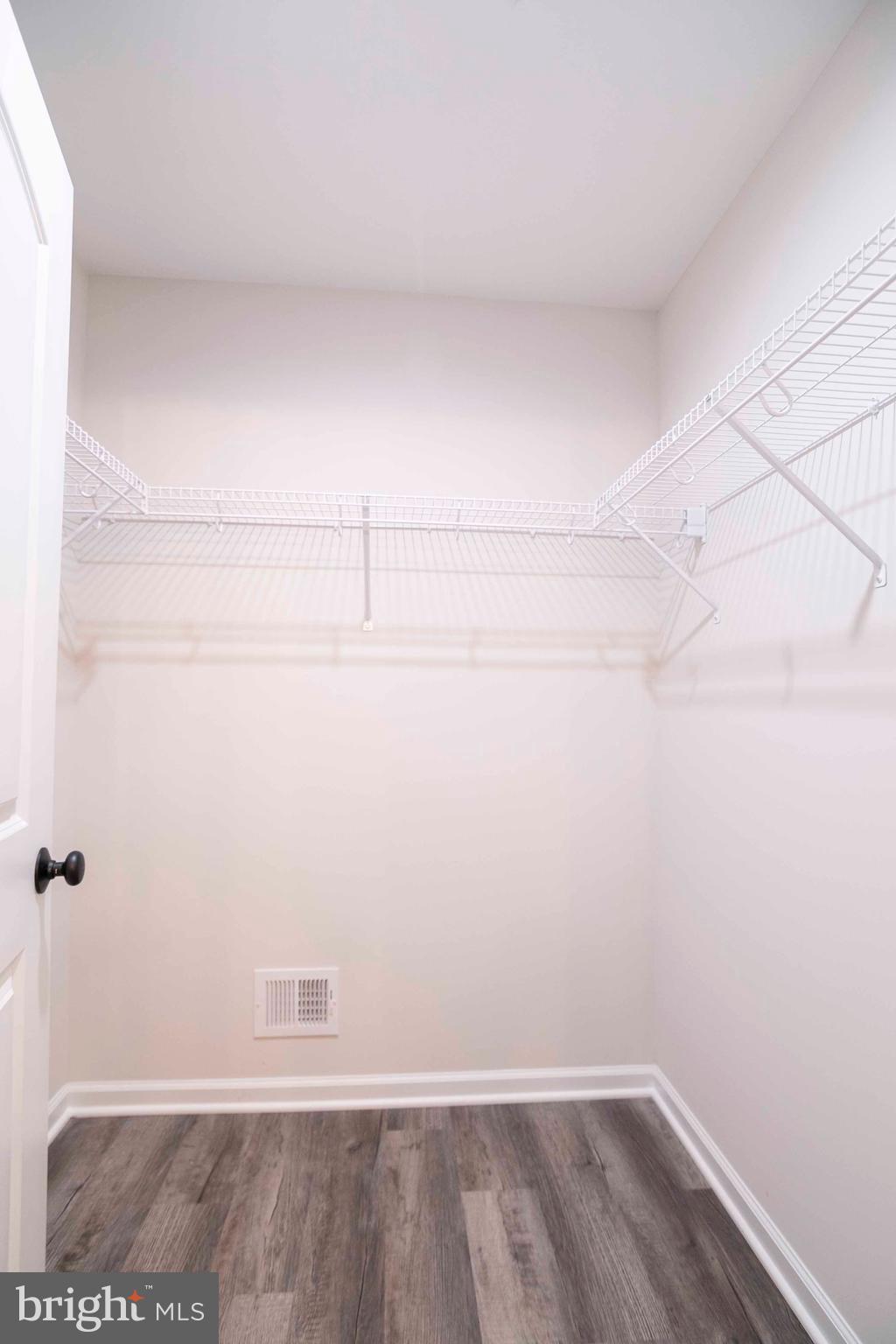 BLUE MOUNTAIN - Residential