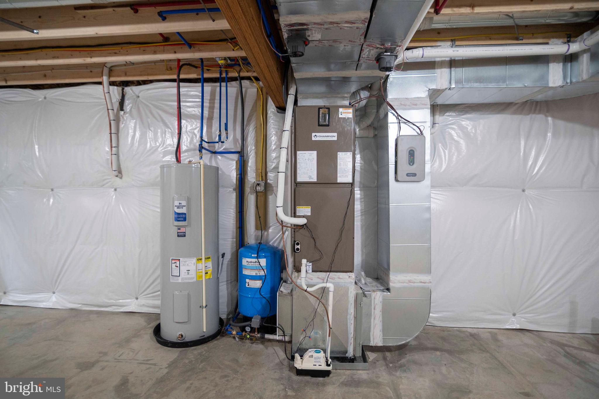 BLUE MOUNTAIN - Residential