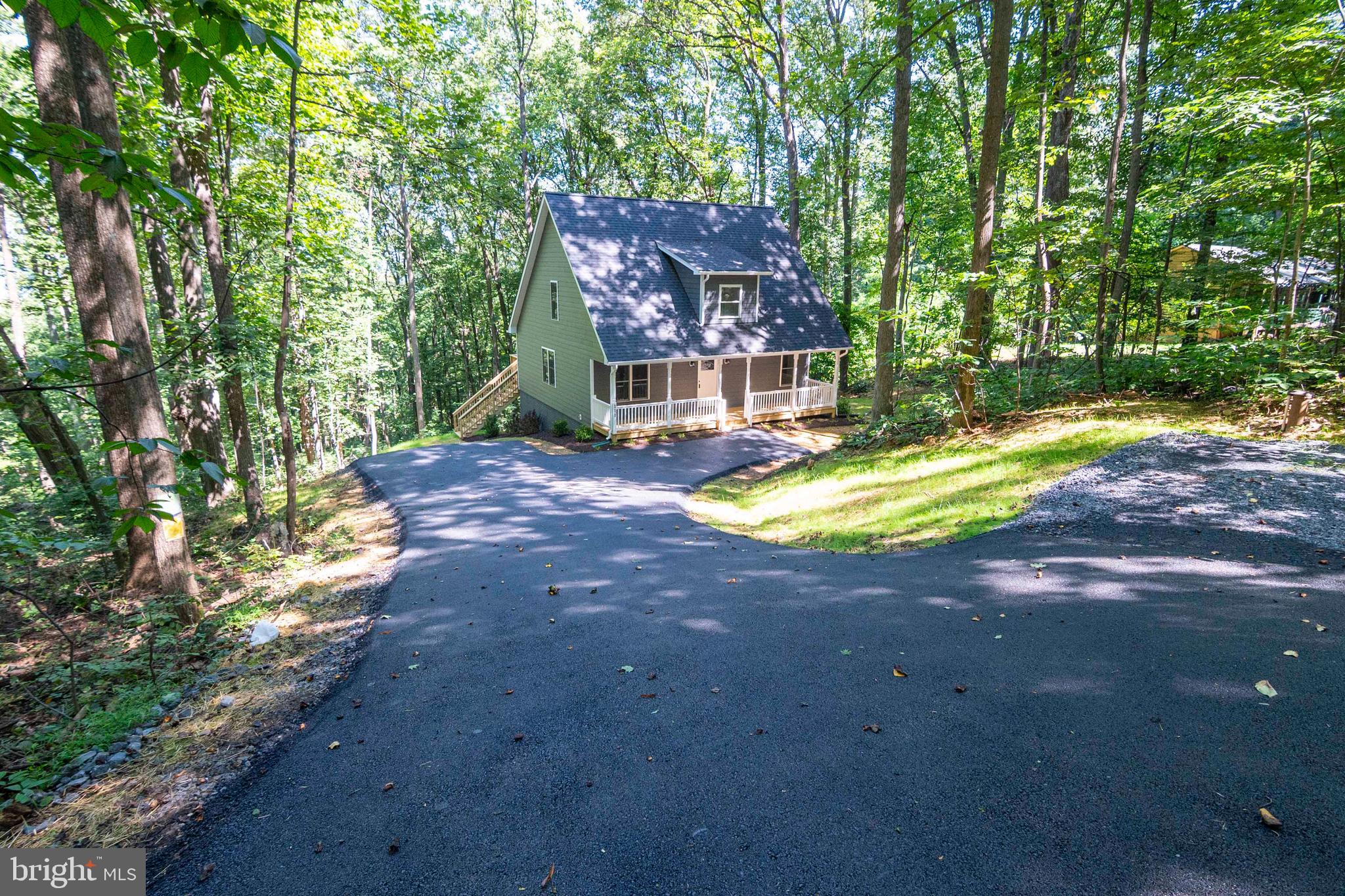 BLUE MOUNTAIN - Residential