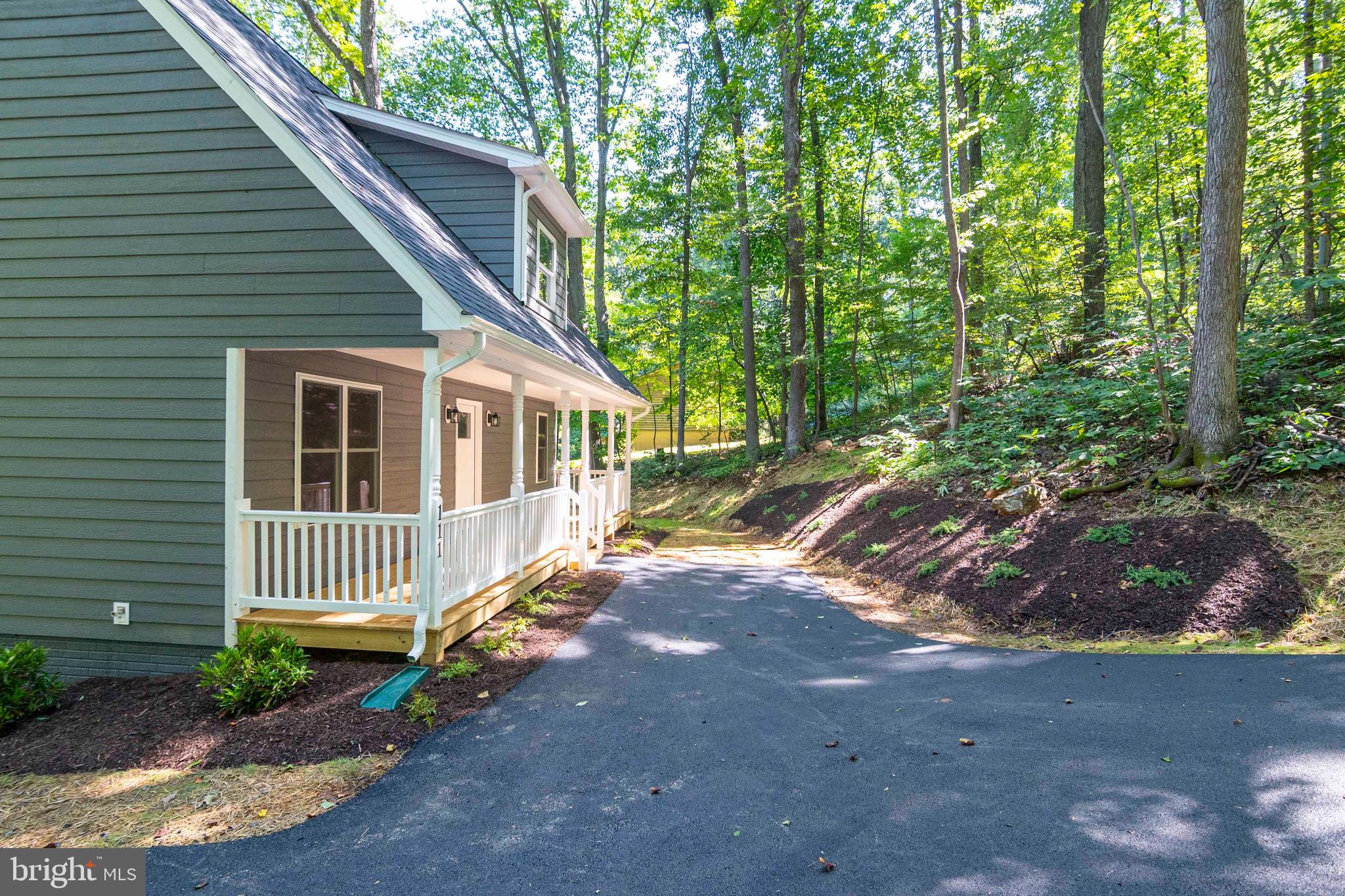 BLUE MOUNTAIN - Residential