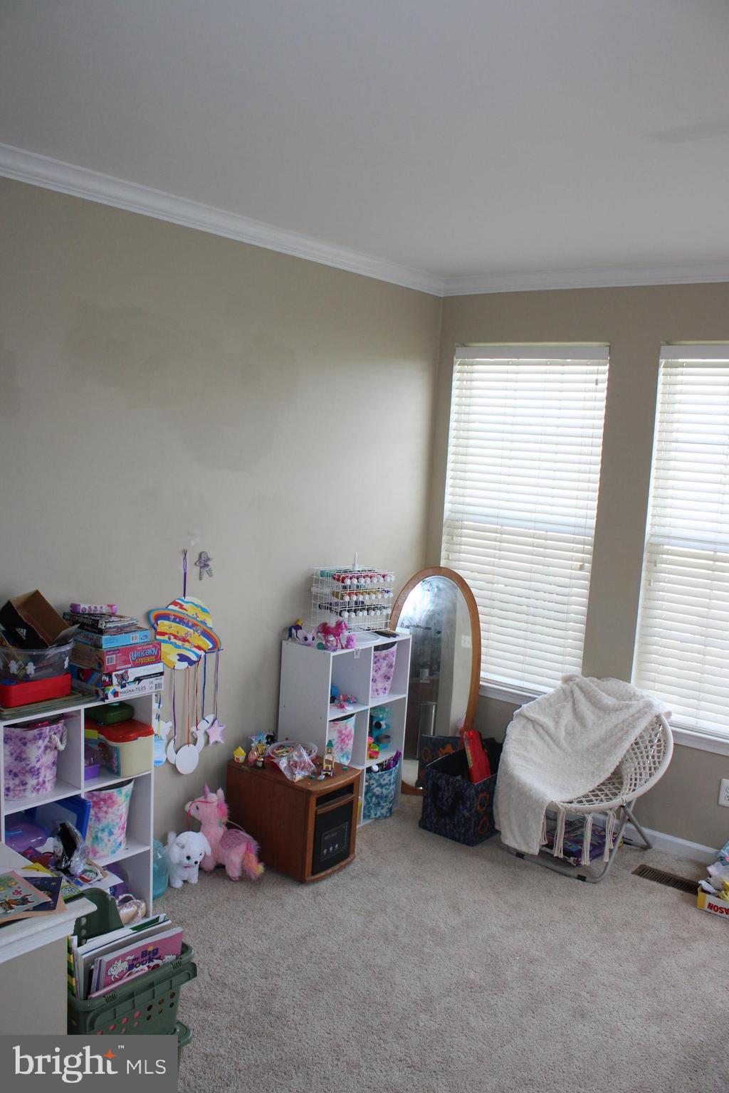 COLONIAL CROSSINGS - Residential