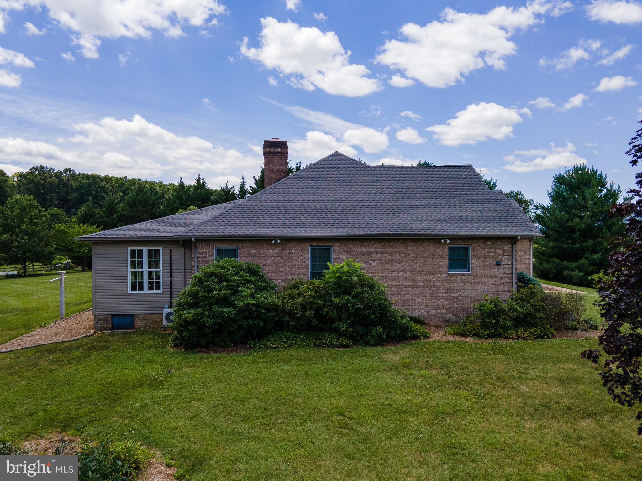 825 PARKVIEW ESTATES ROAD