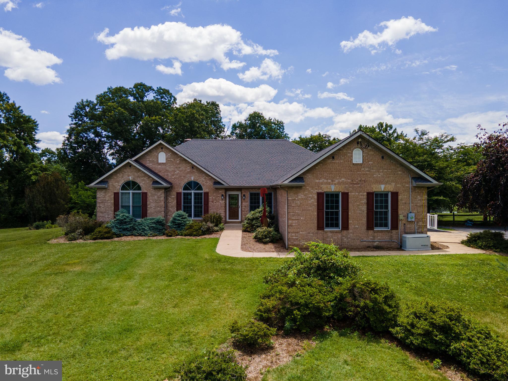 825 PARKVIEW ESTATES ROAD