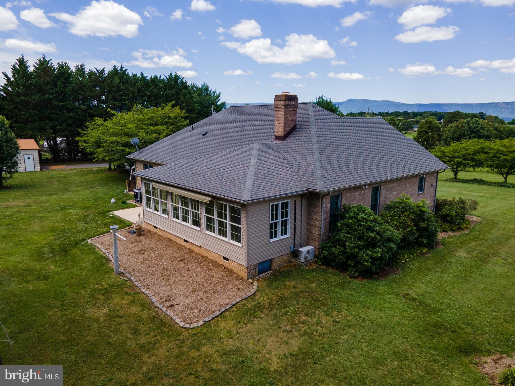 825 PARKVIEW ESTATES ROAD