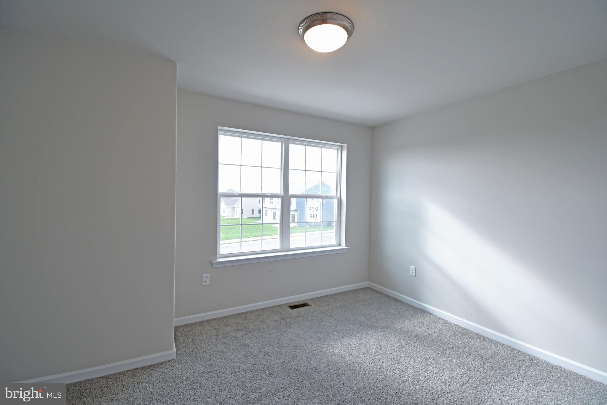 MCINTOSH FARMS - Residential