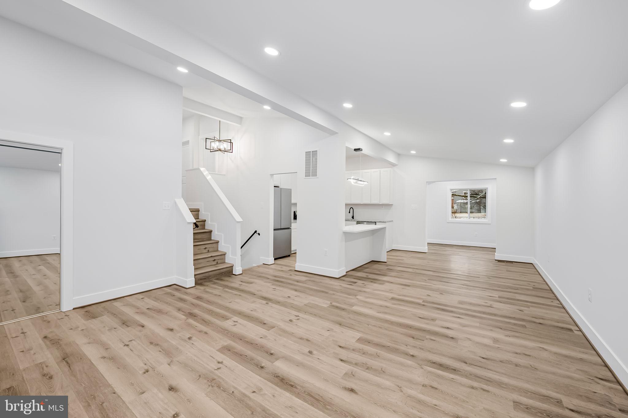 CROWN ESTATES - Residential