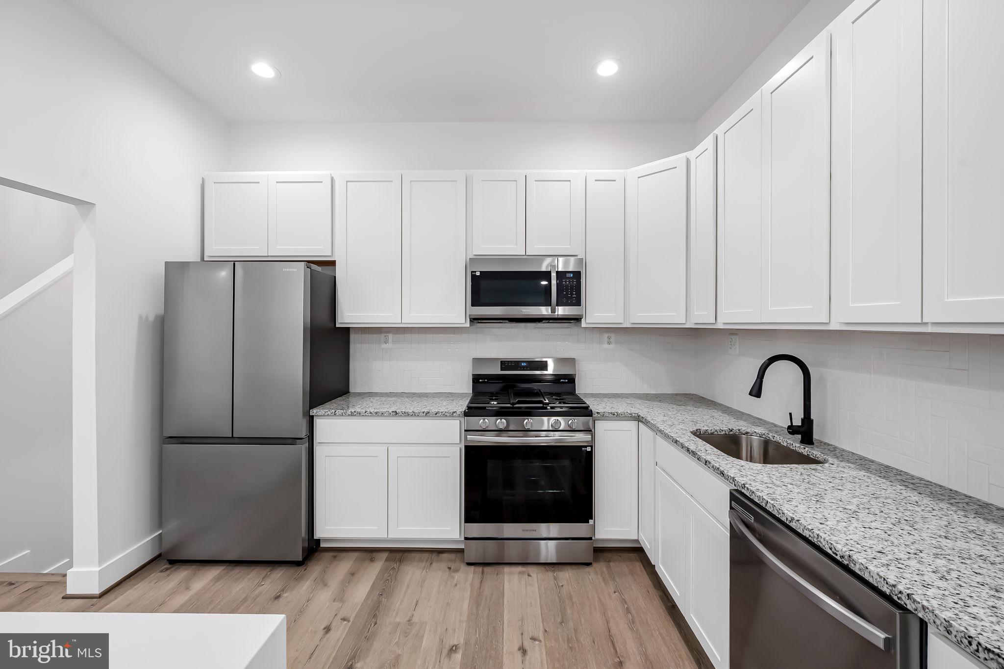 CROWN ESTATES - Residential